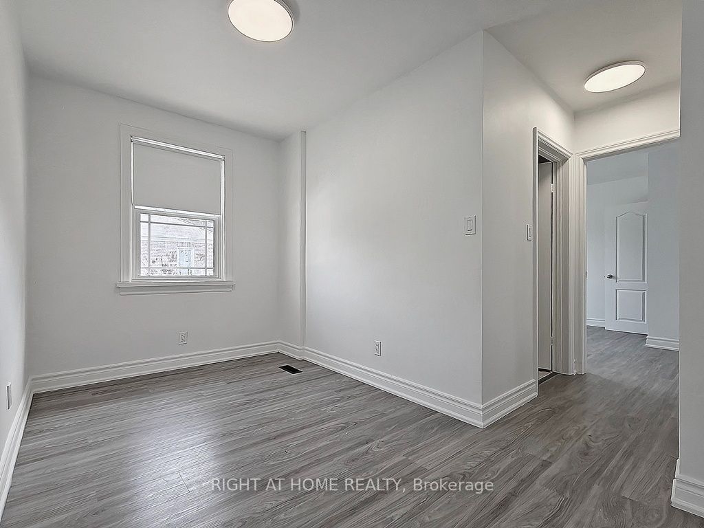 45 Prince Street Main Floor Property Photo 11