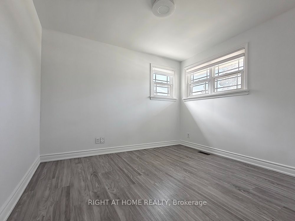 45 Prince Street Main Floor Property Photo 12