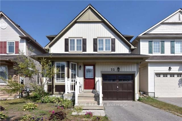 32 Donlevy Crescent Property Photo 1