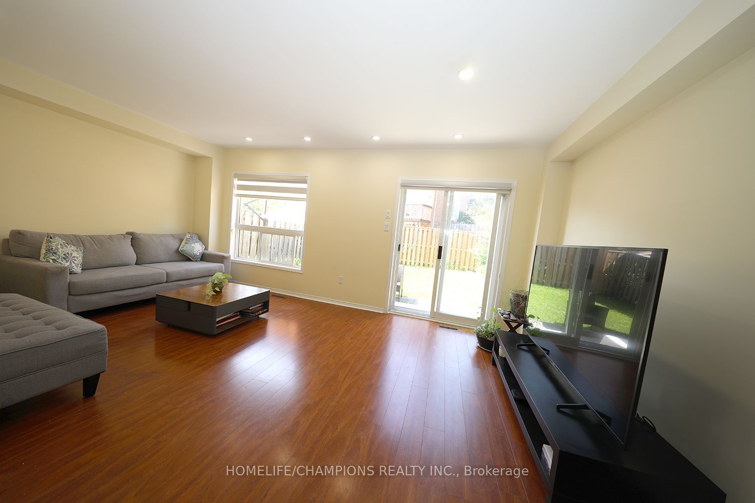 16 Echo Glen Road Property Photo 12