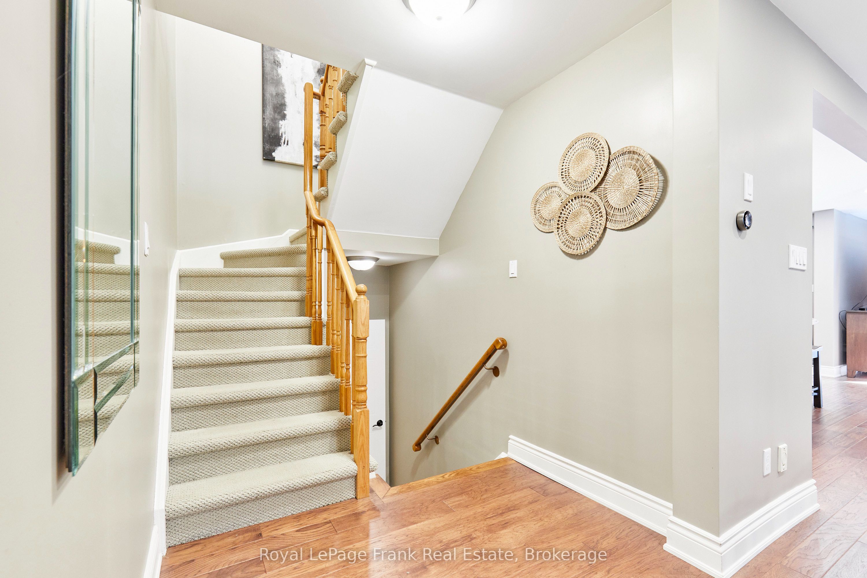 78 Beachgrove Crescent Property Photo 7