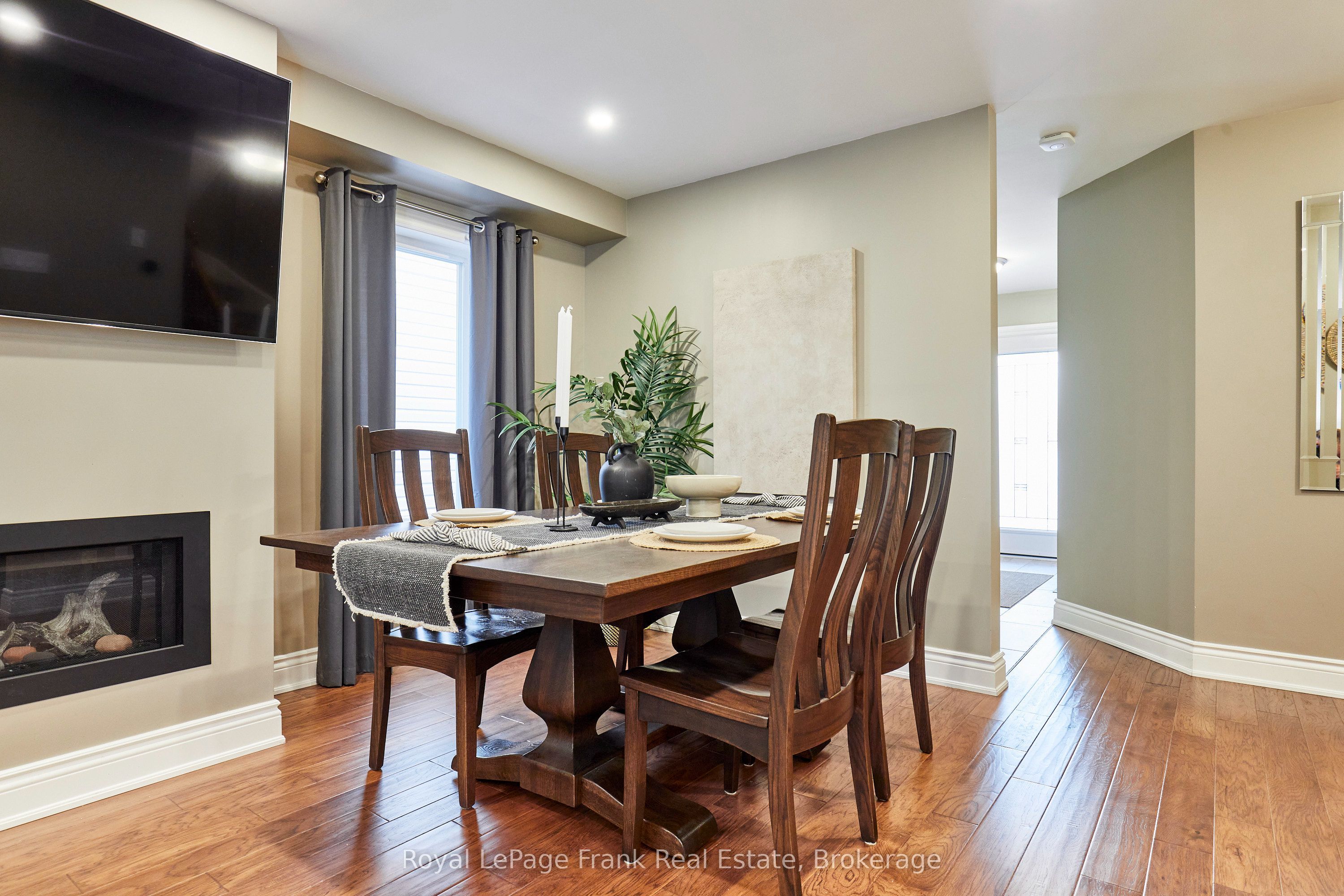 78 Beachgrove Crescent Property Photo 11
