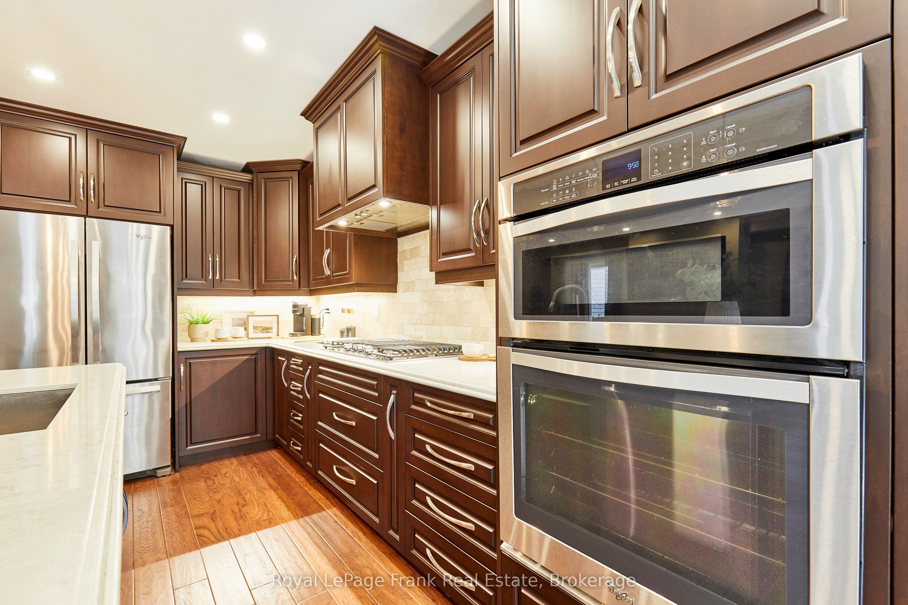 78 Beachgrove Crescent Property Photo 14