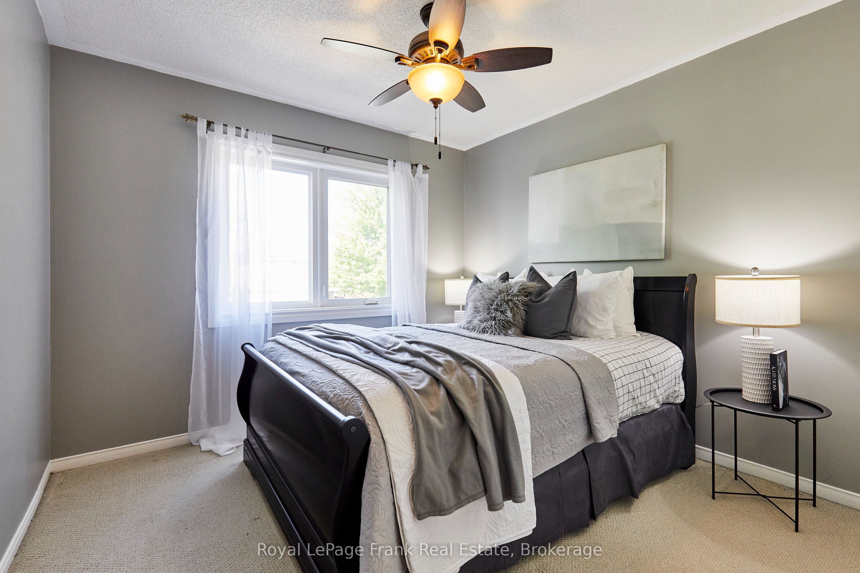 78 Beachgrove Crescent Property Photo 25