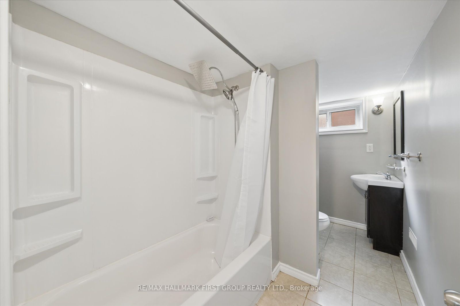 531 Harmony Road S Property Photo 11