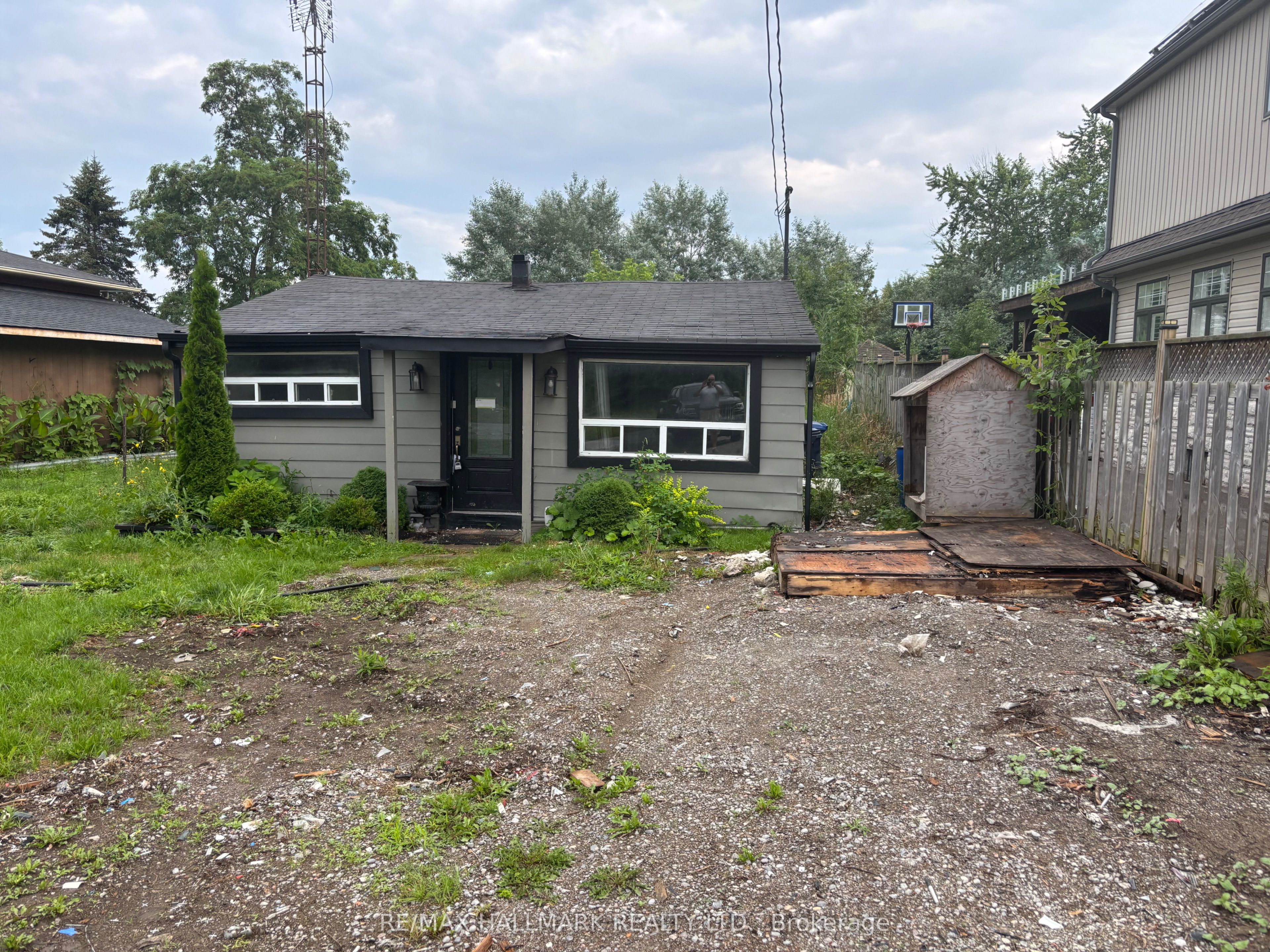 51 Range Road
