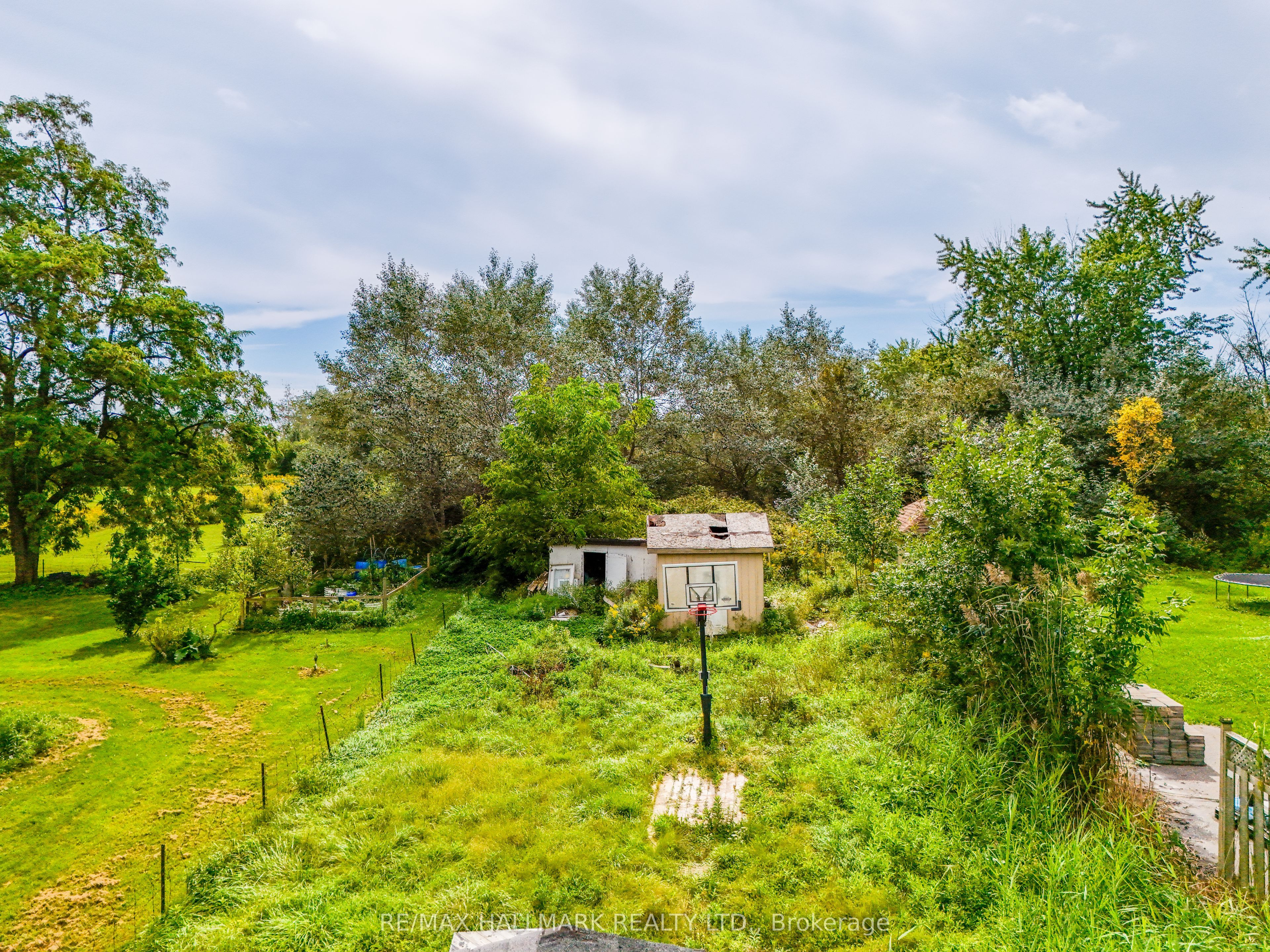 51 Range Road Property Photo 3