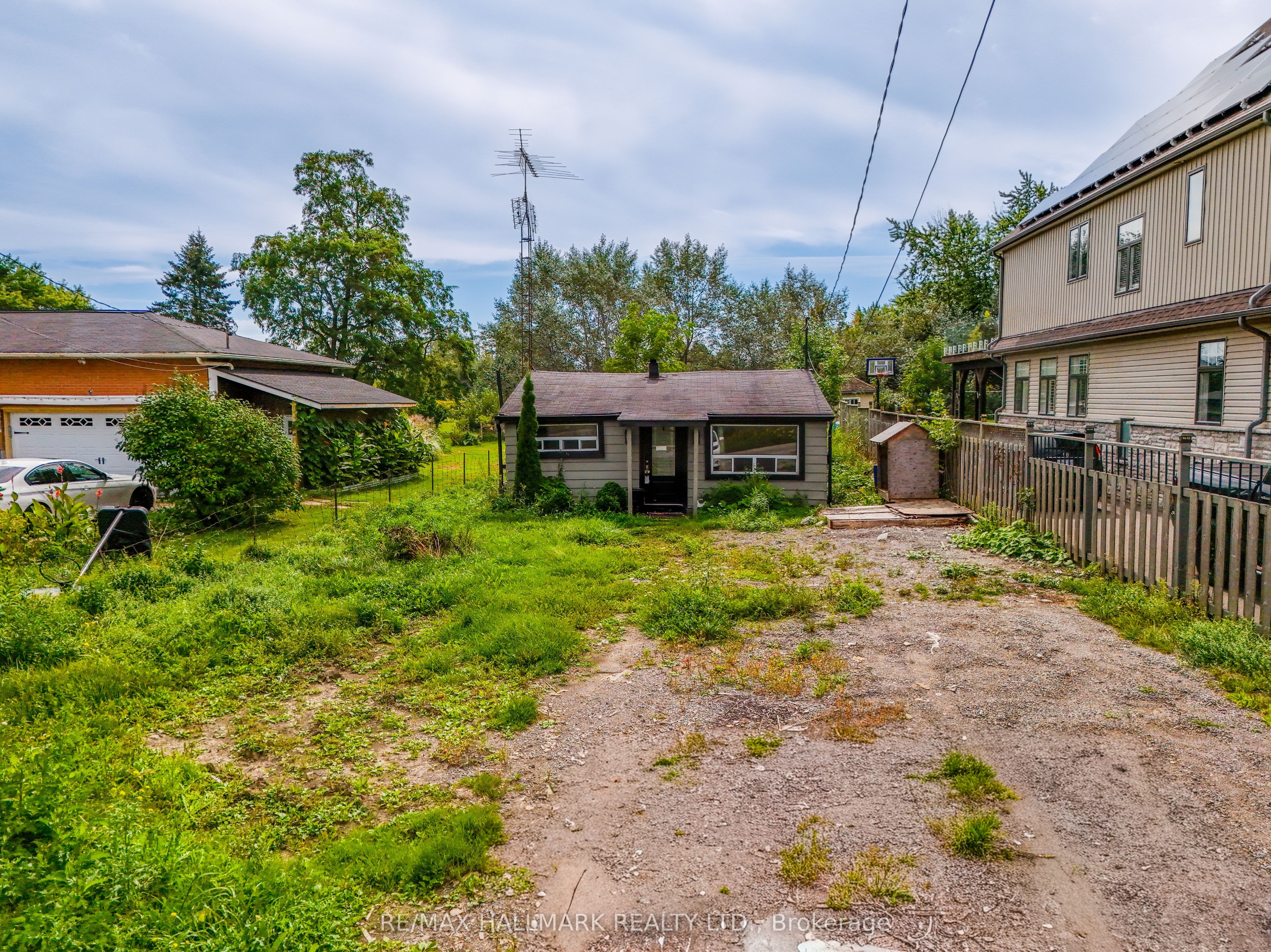 51 Range Road Property Photo 12