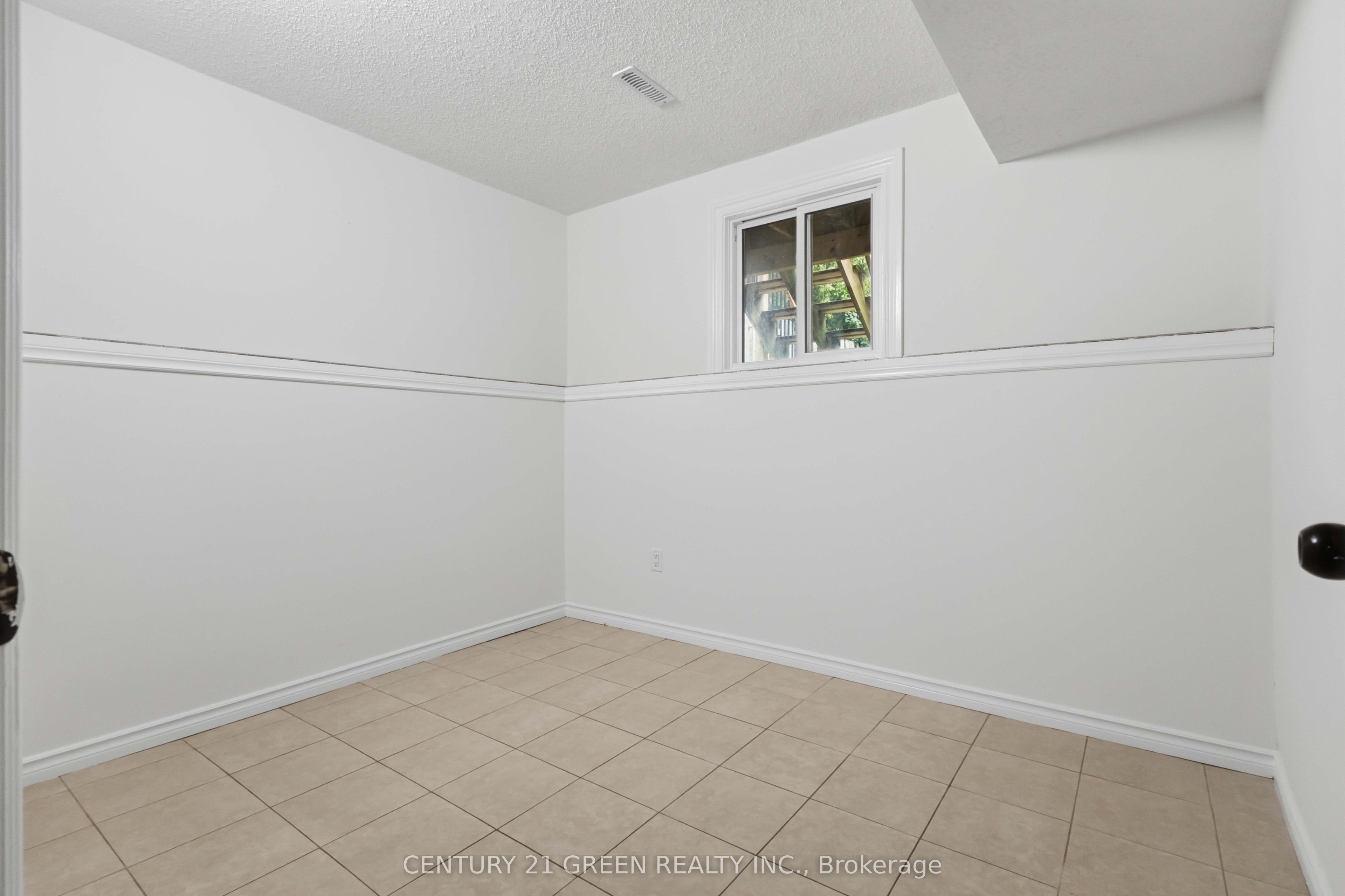 1469 Birchcliffe Court Property Photo 31