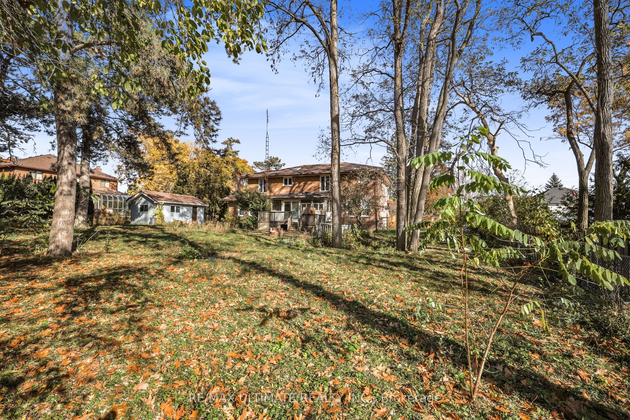 1010 Ritson Road N Property Photo 19