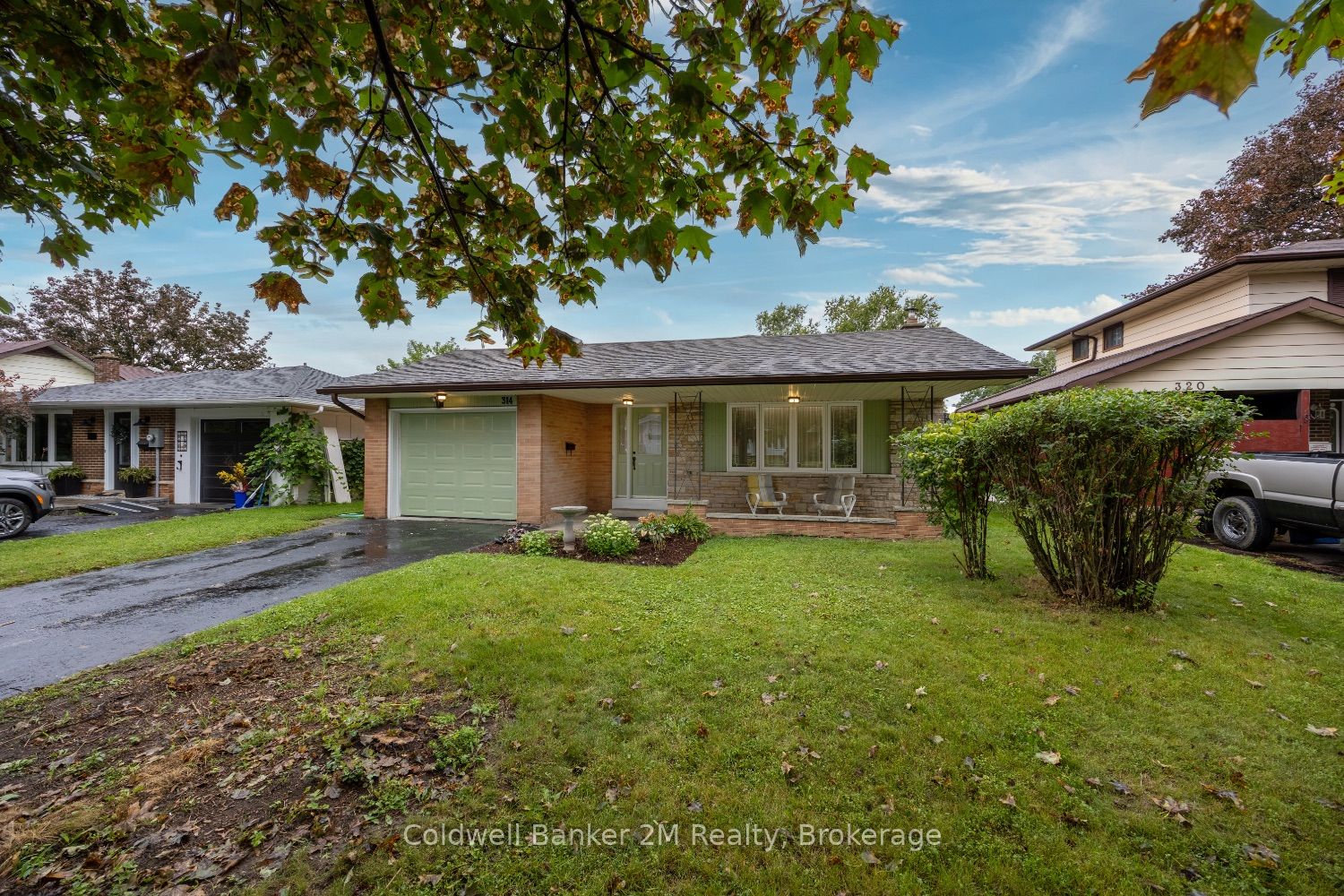 314 Inverness Drive Property Photo 2
