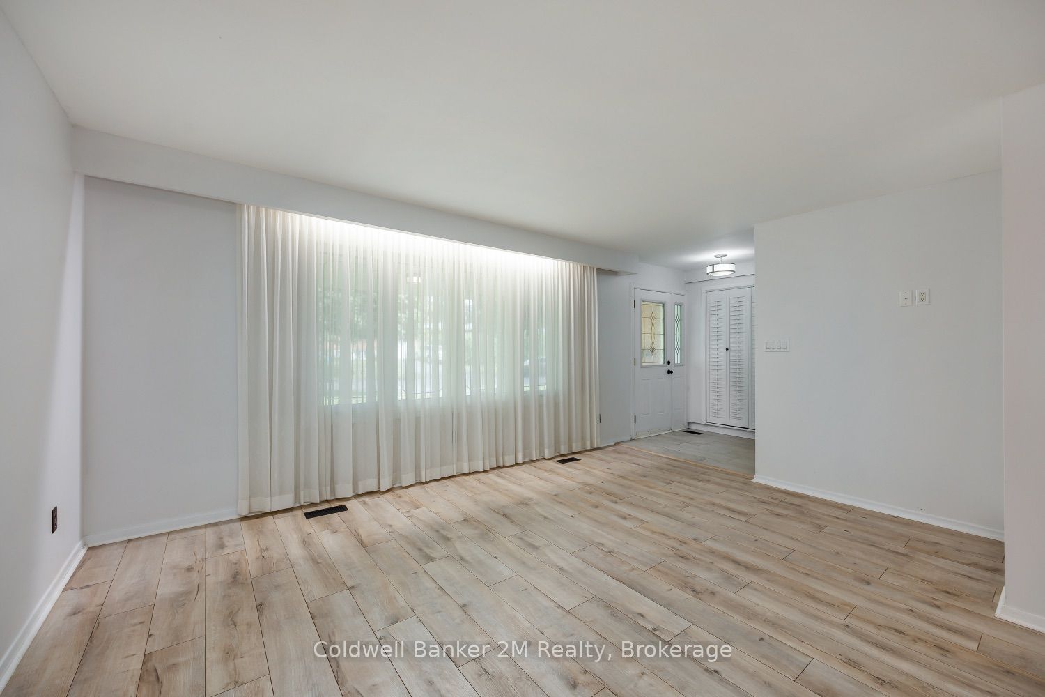 314 Inverness Drive Property Photo 11