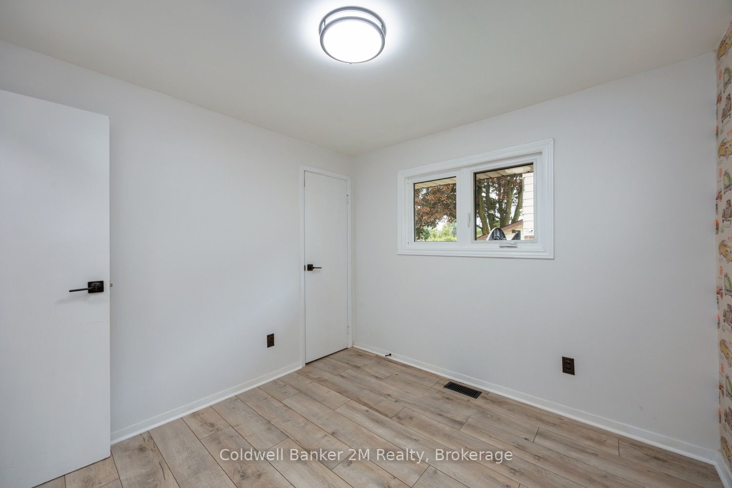 314 Inverness Drive Property Photo 16