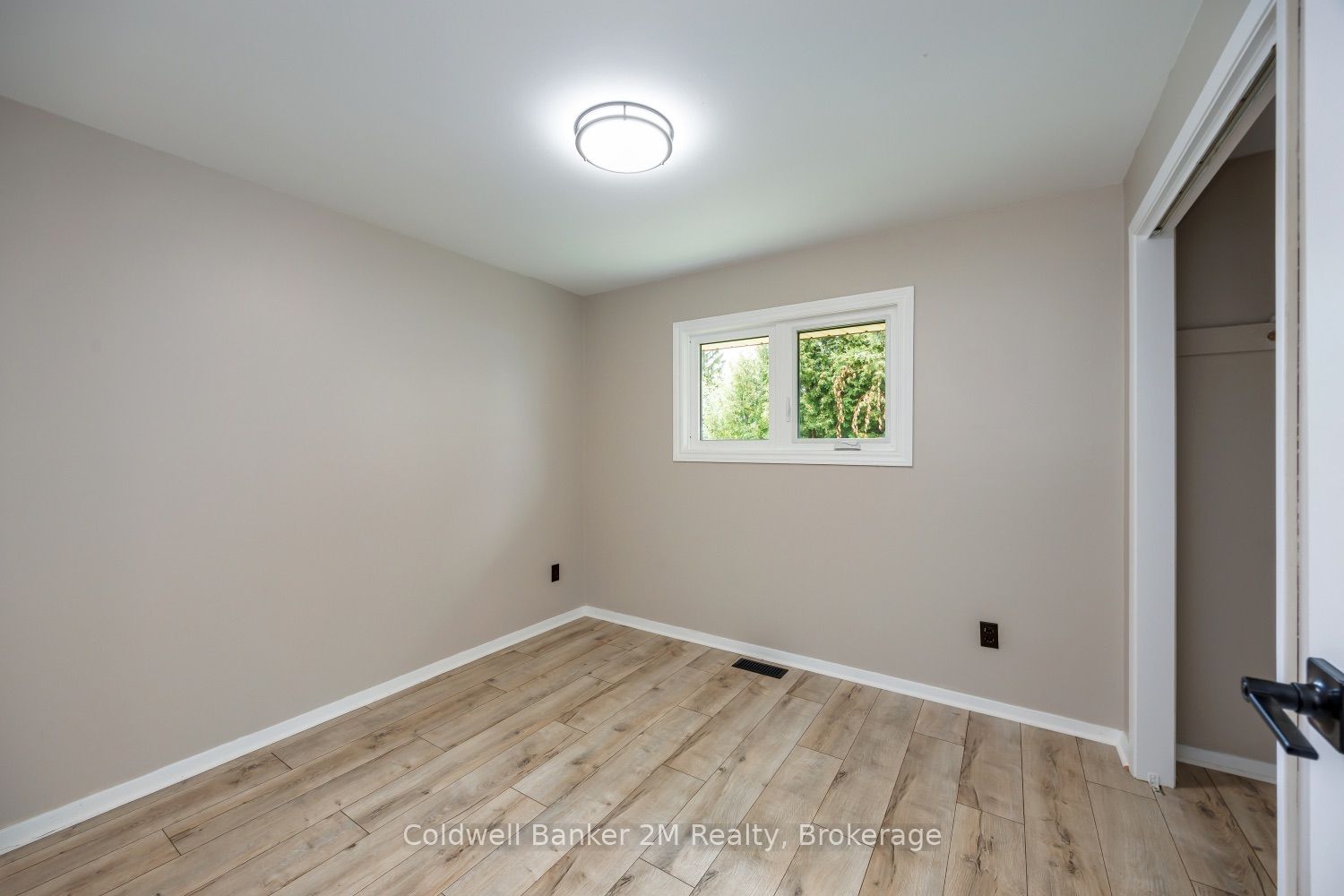 314 Inverness Drive Property Photo 20
