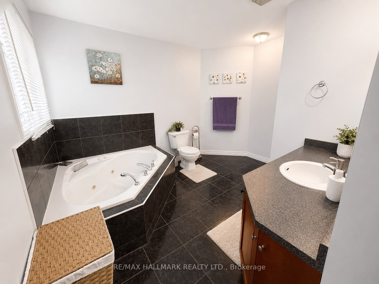 57 Treen Crescent Property Photo 13