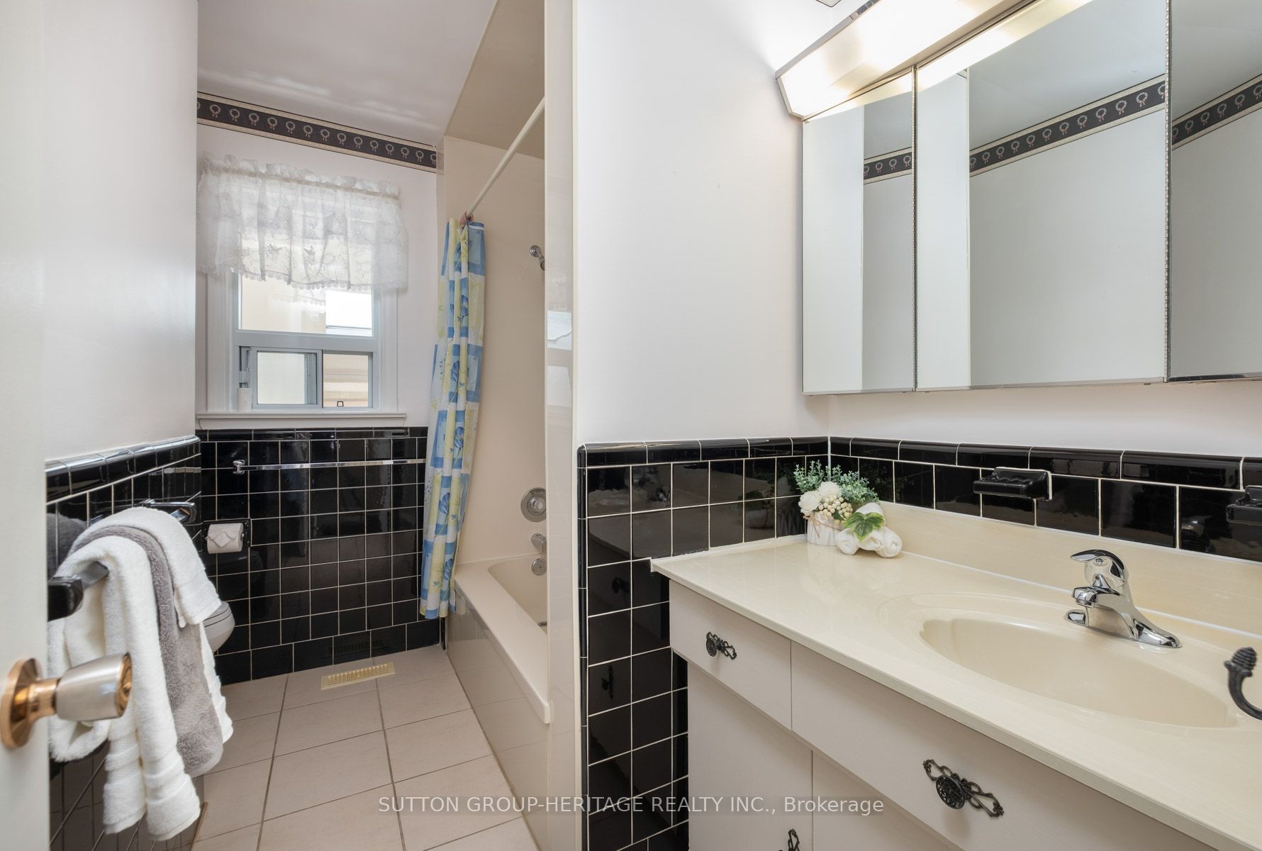 23 Gaiety Drive Property Photo 20