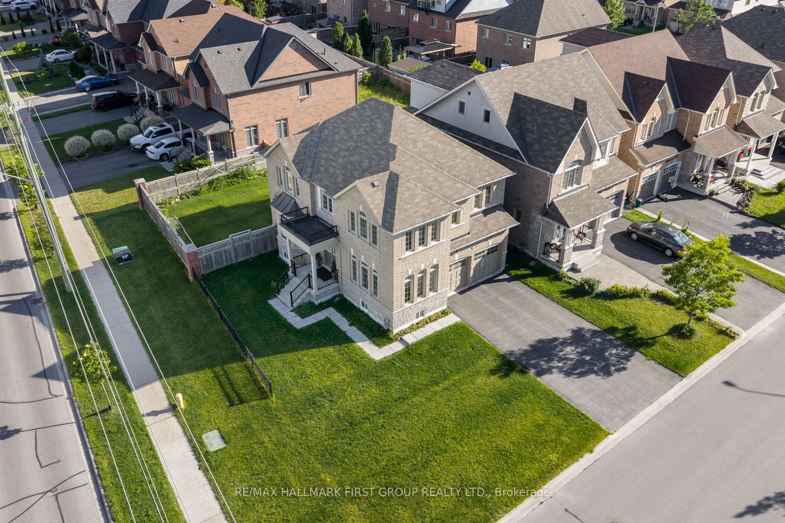 1 Cale Avenue Property Photo 1