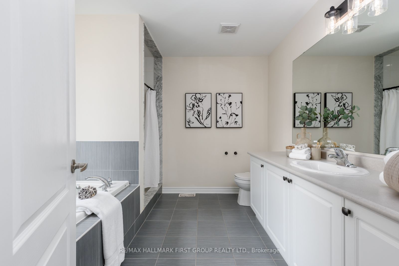 1 Cale Avenue Property Photo 25