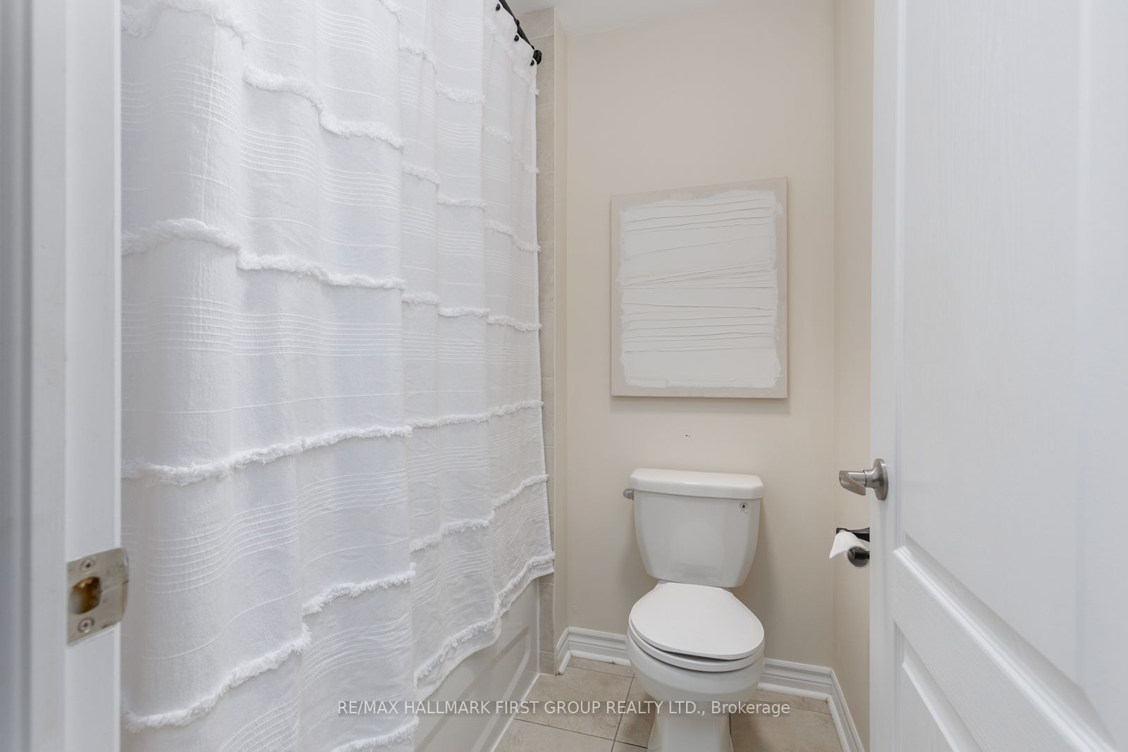 1 Cale Avenue Property Photo 35