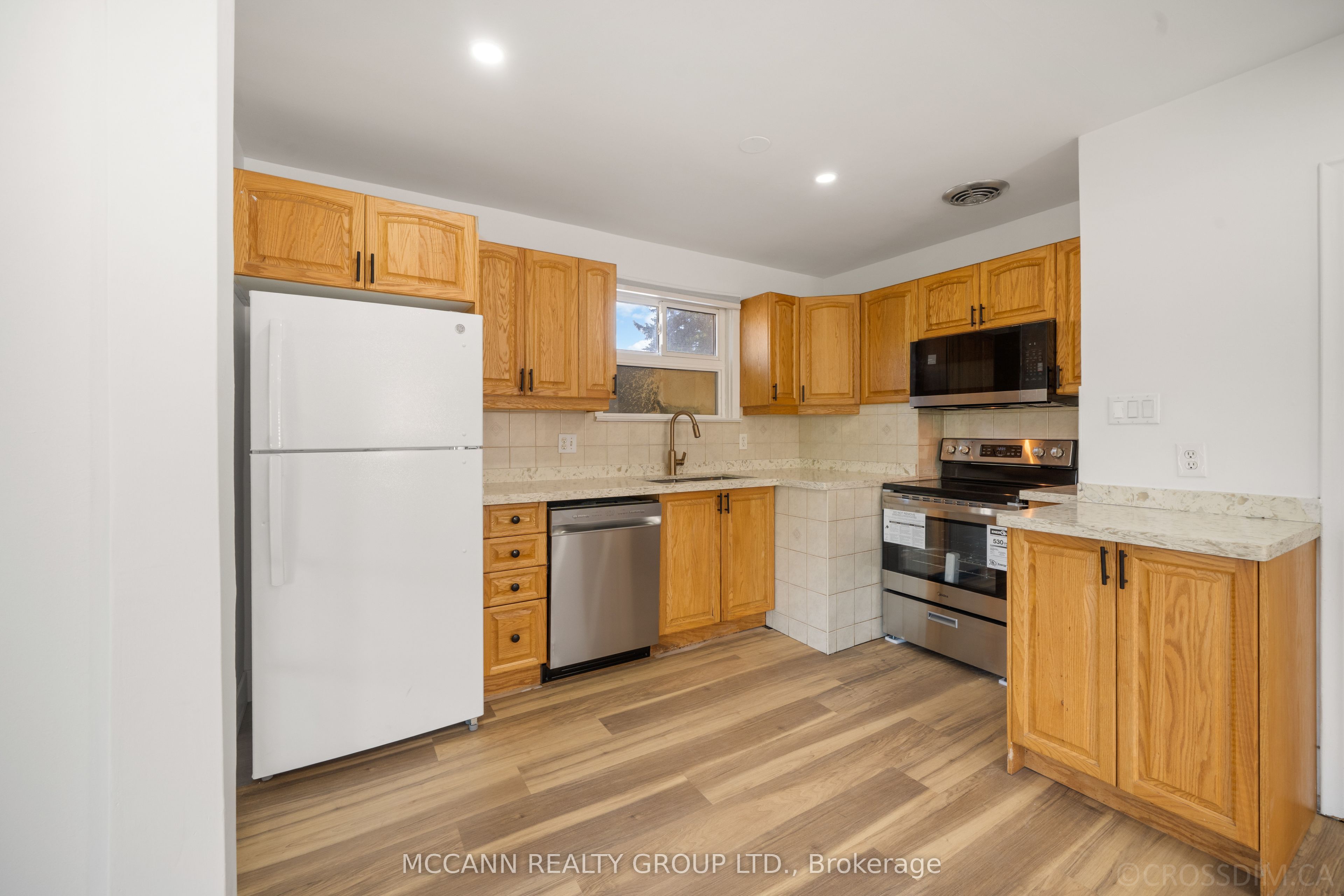 17 Barlow Road Property Photo 9