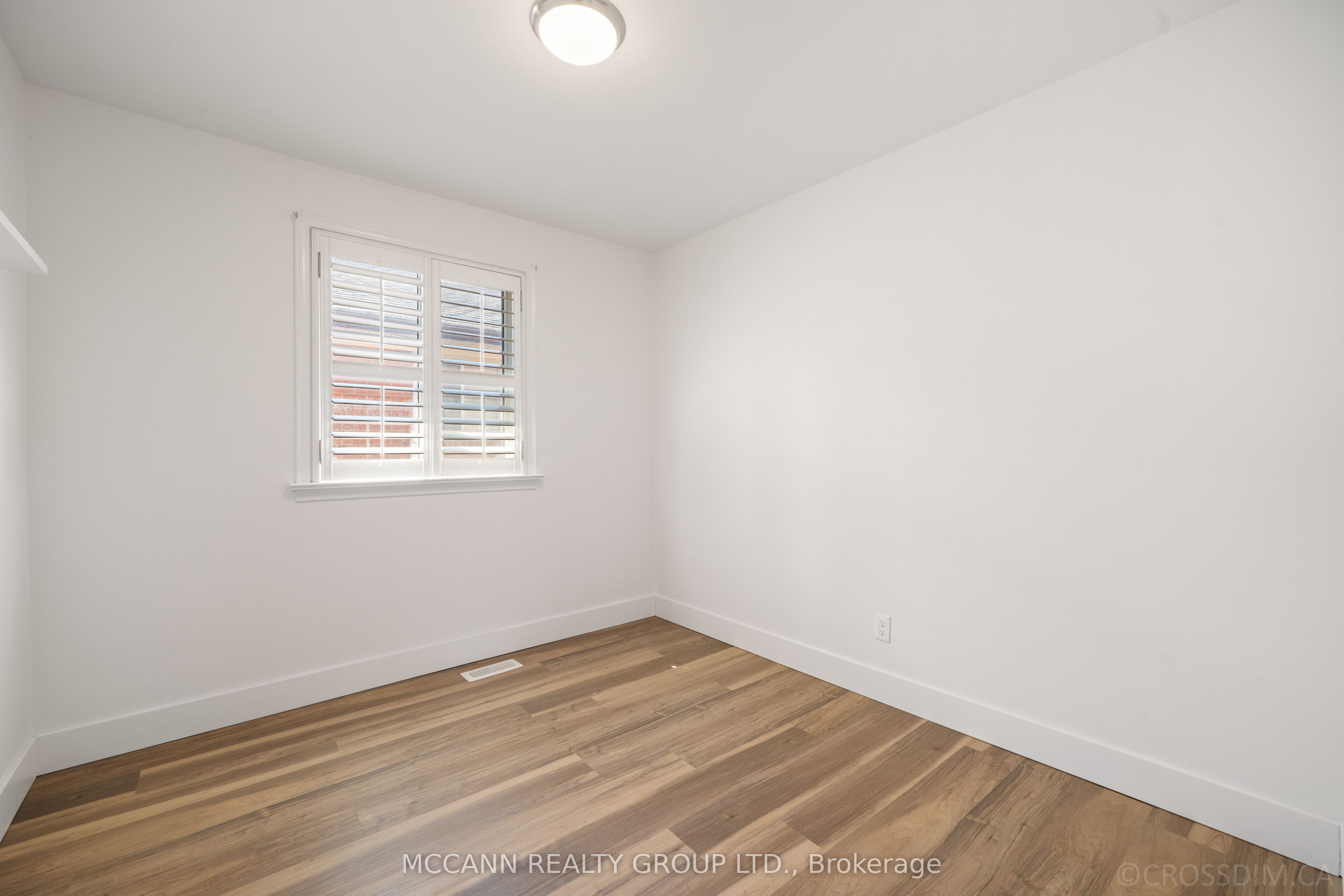 17 Barlow Road Property Photo 12