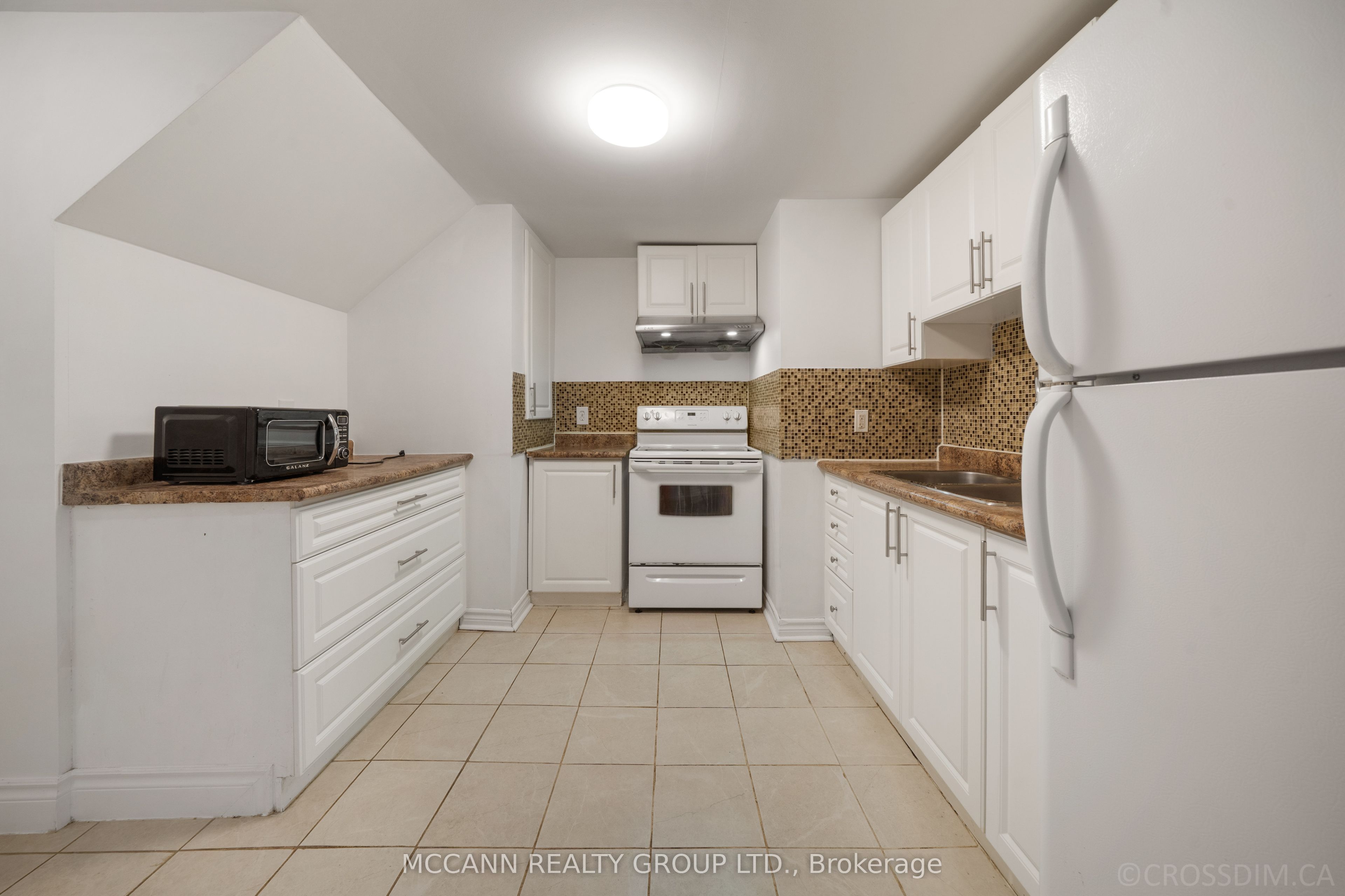 17 Barlow Road Property Photo 31