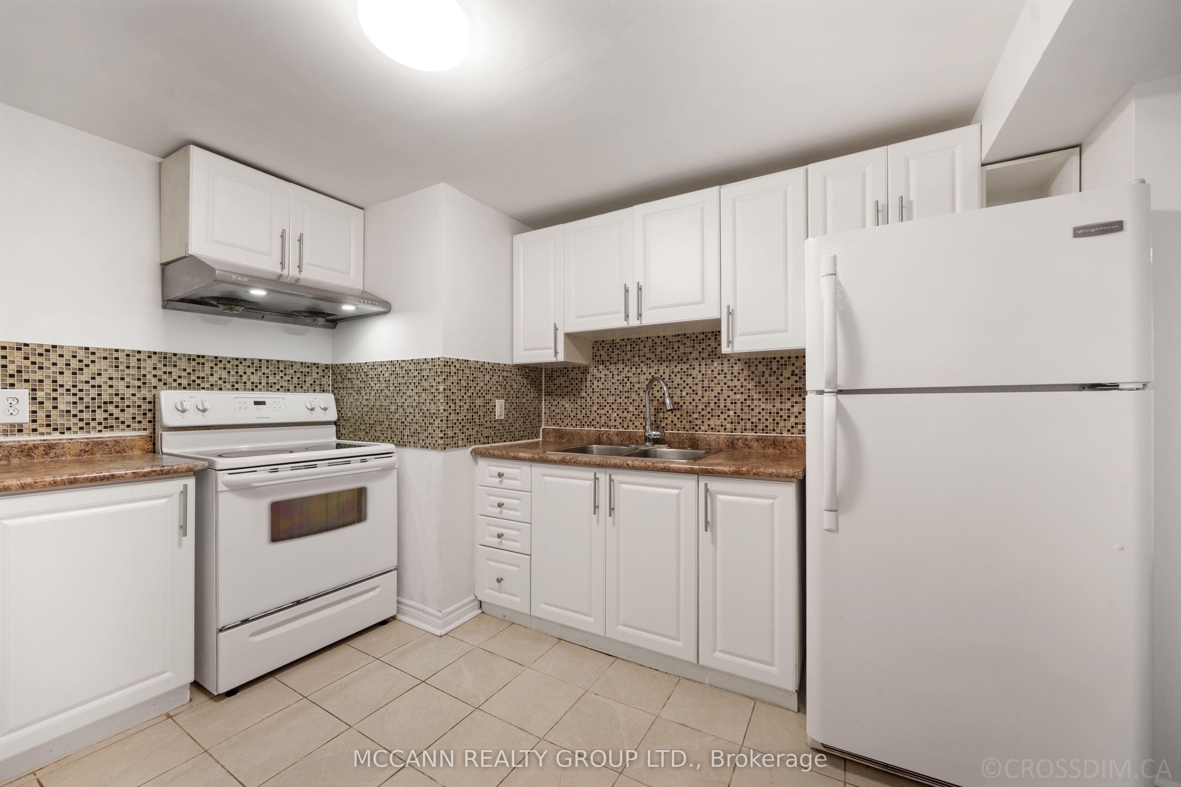 17 Barlow Road Property Photo 32