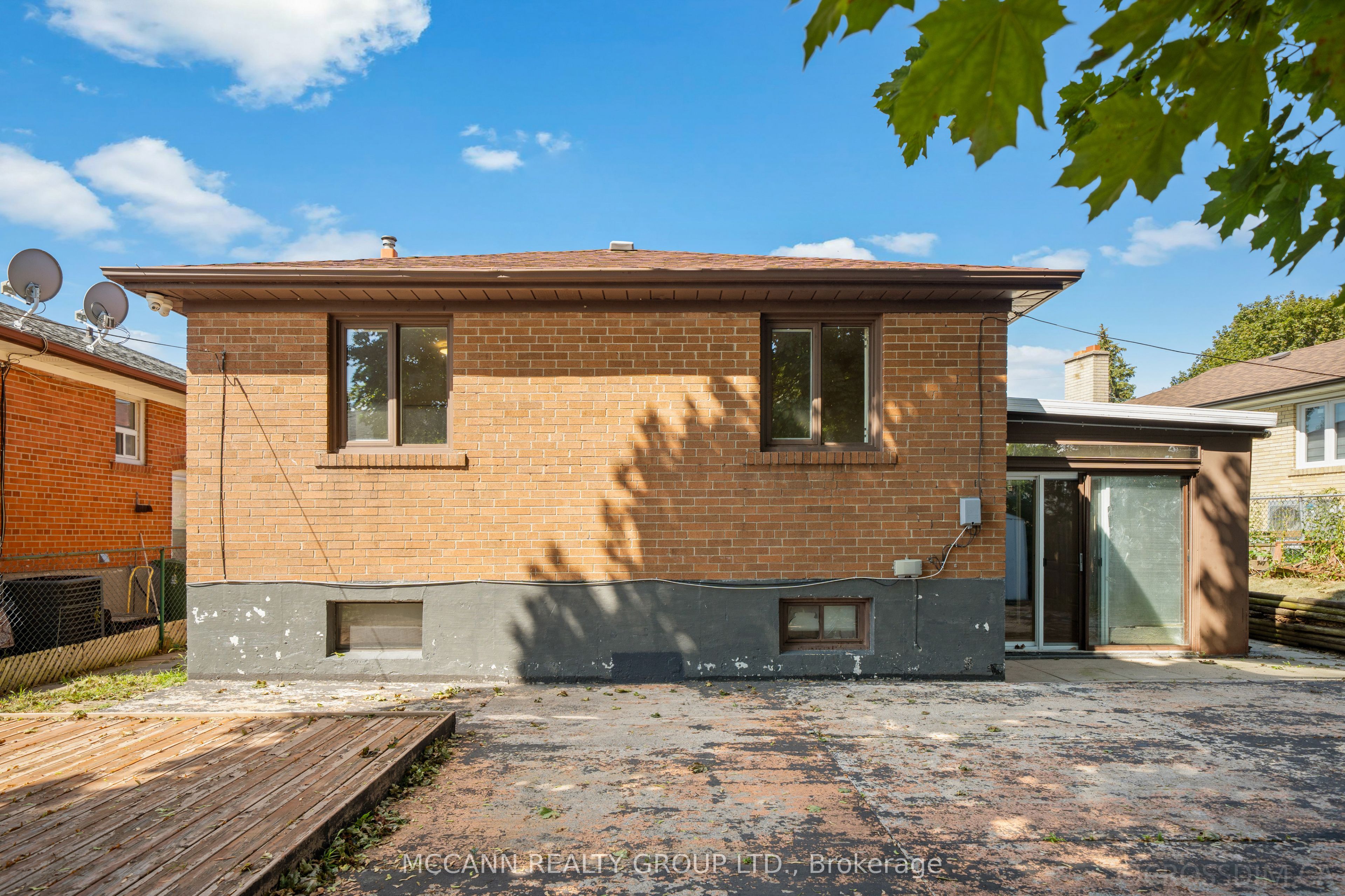 17 Barlow Road Property Photo 35