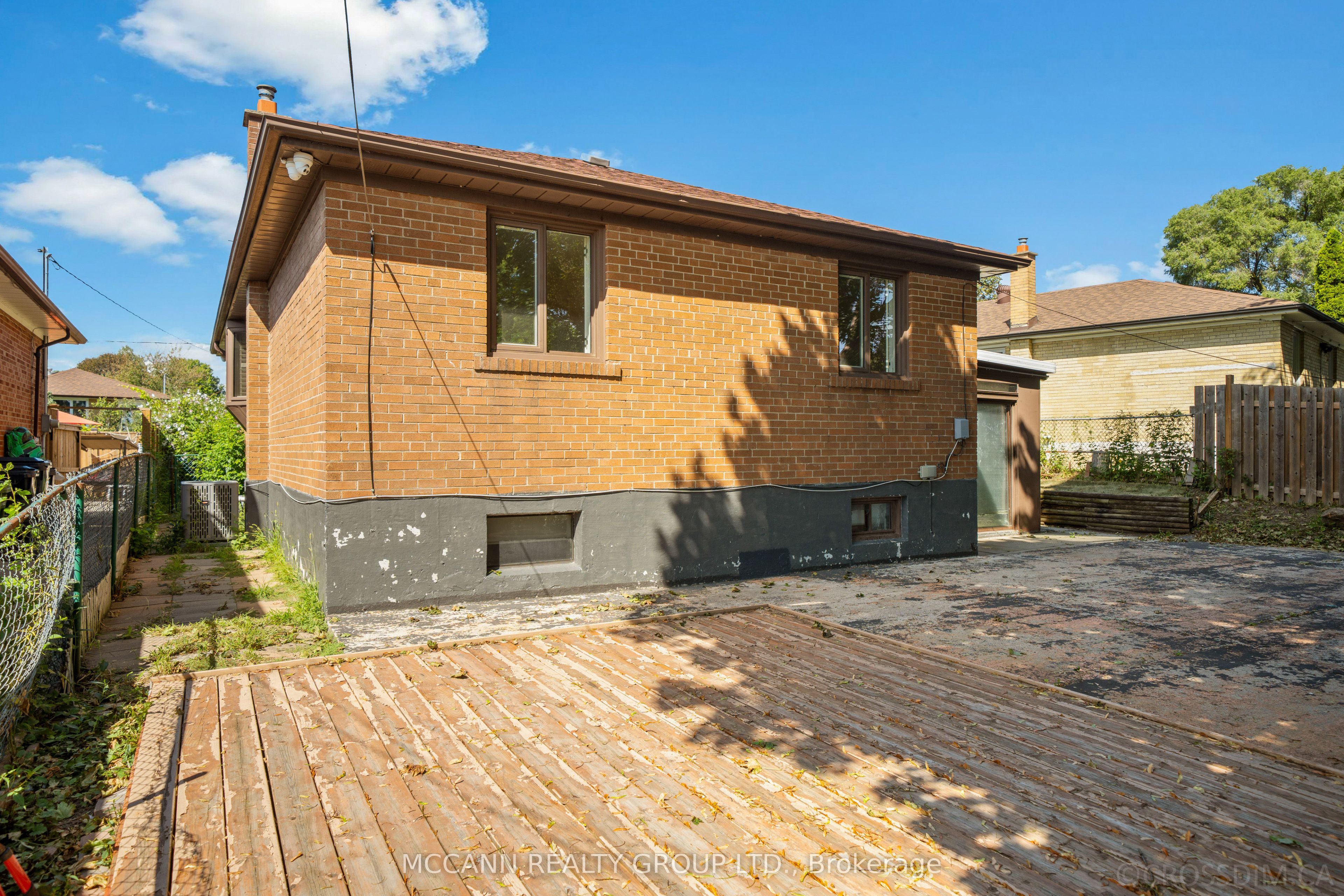 17 Barlow Road Property Photo 36