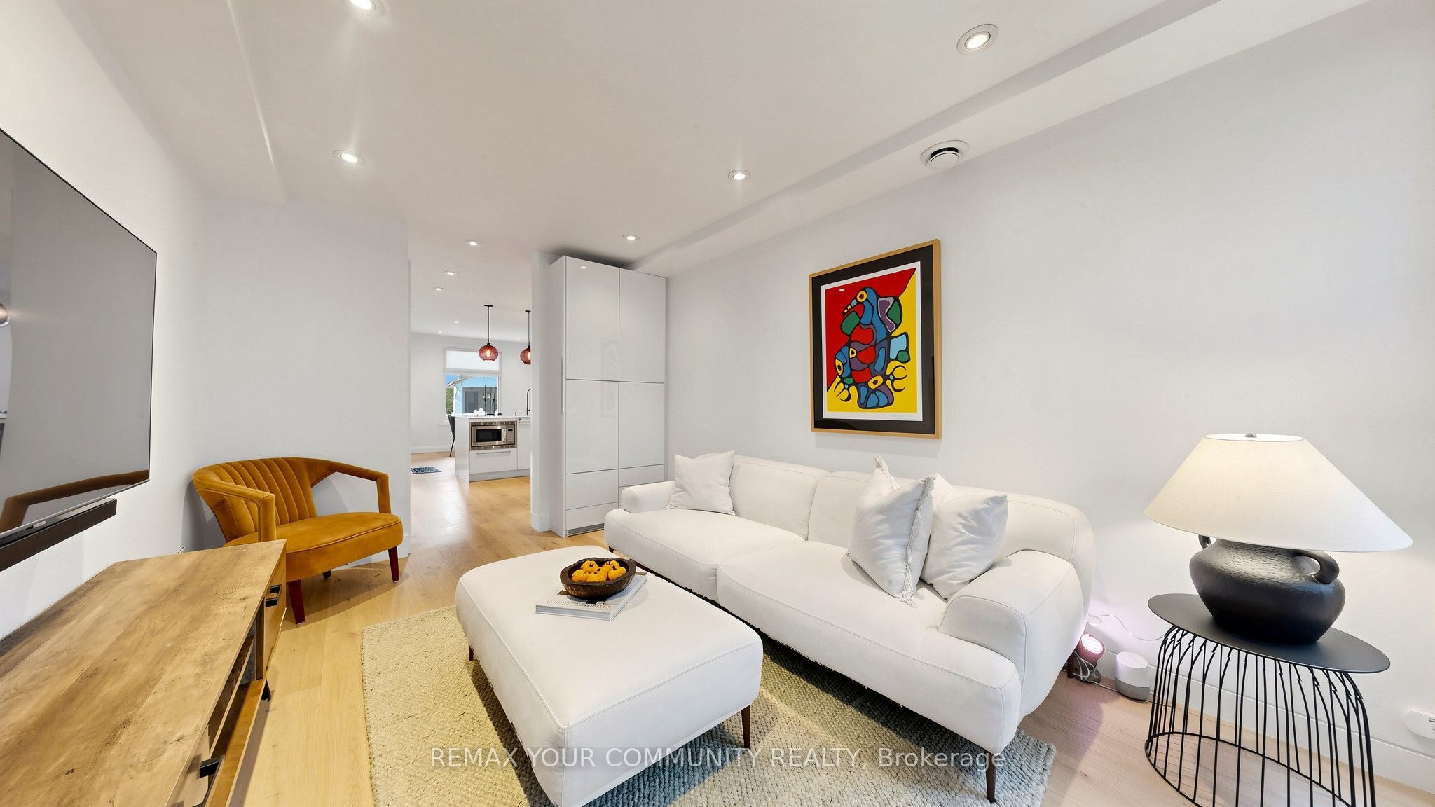149 Jones Avenue N Property Photo 6