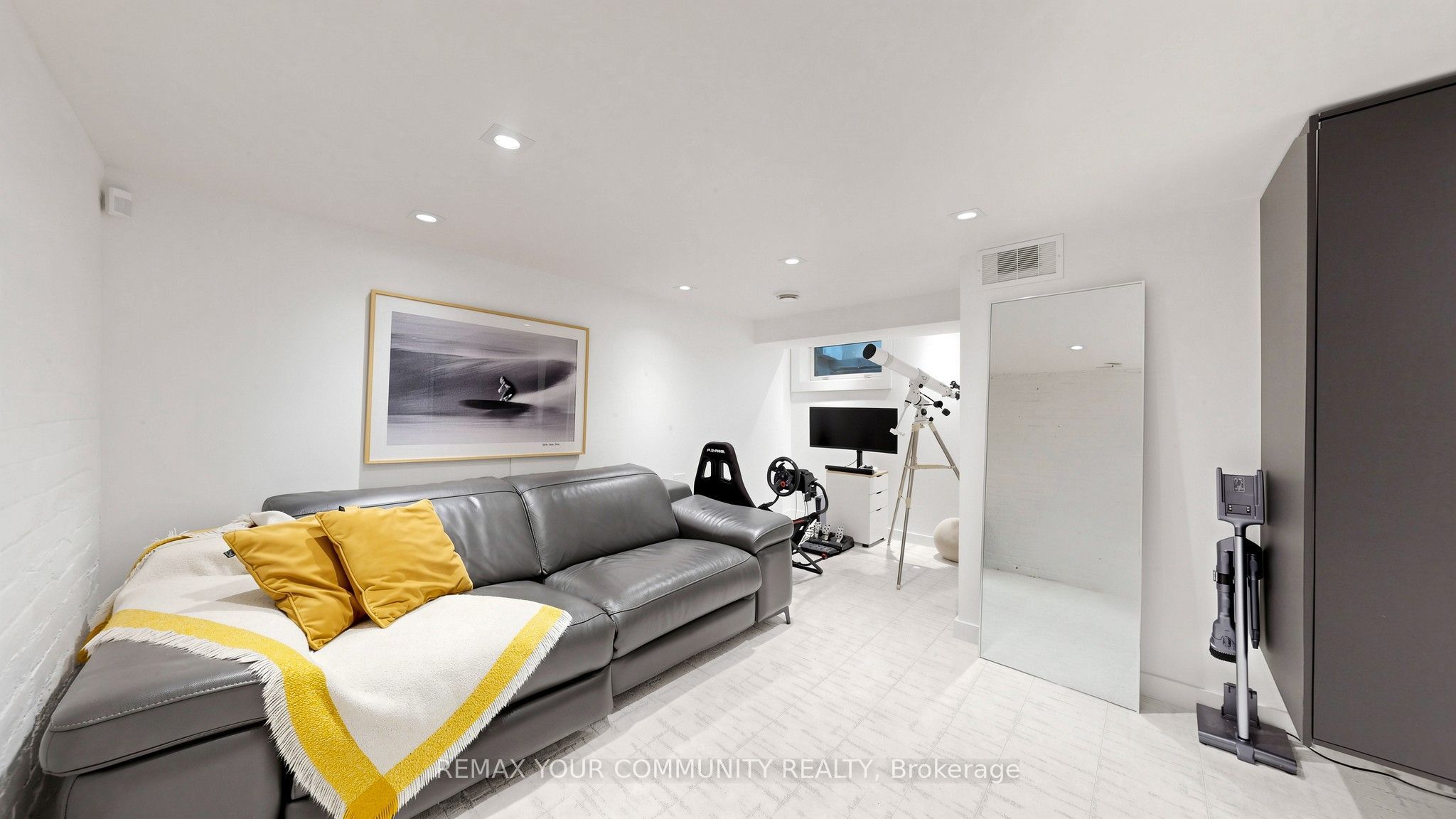 149 Jones Avenue N Property Photo 21