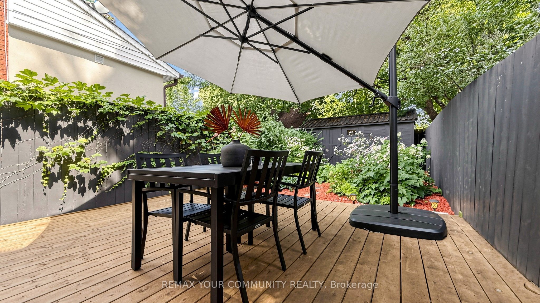 149 Jones Avenue N Property Photo 27