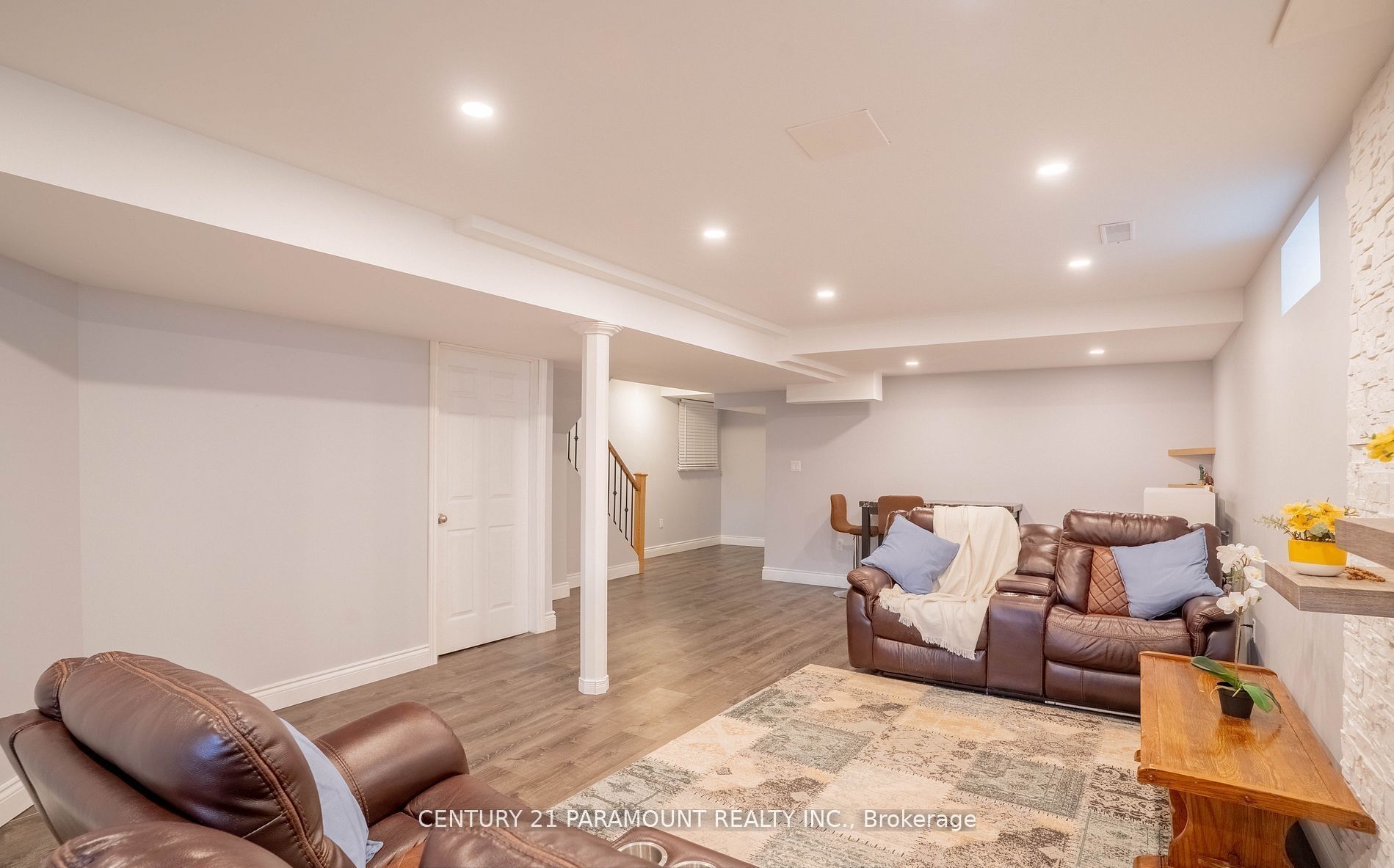 100 Fieldcrest Avenue Property Photo 29