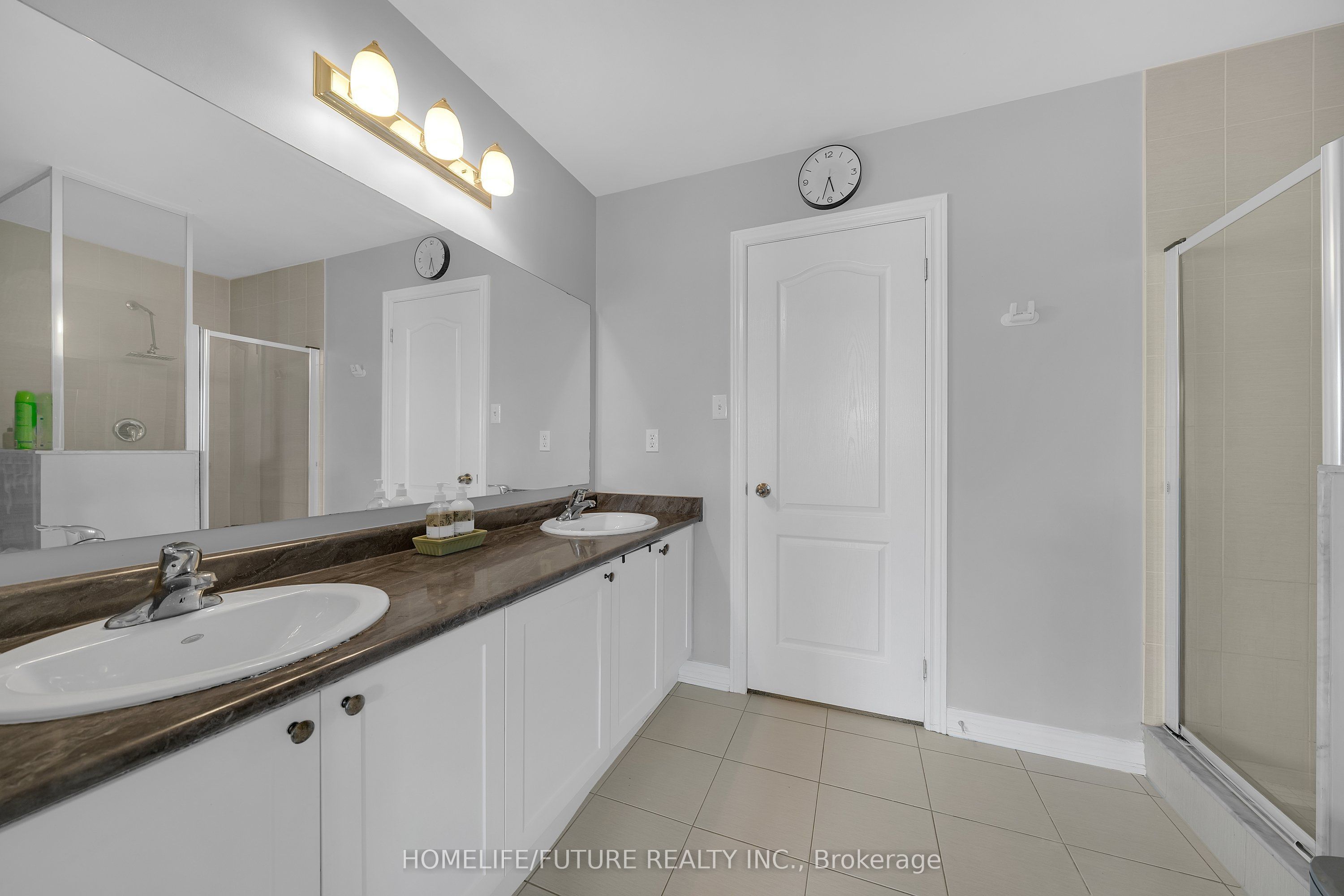 2600 Kentucky Derby Way Property Photo 37