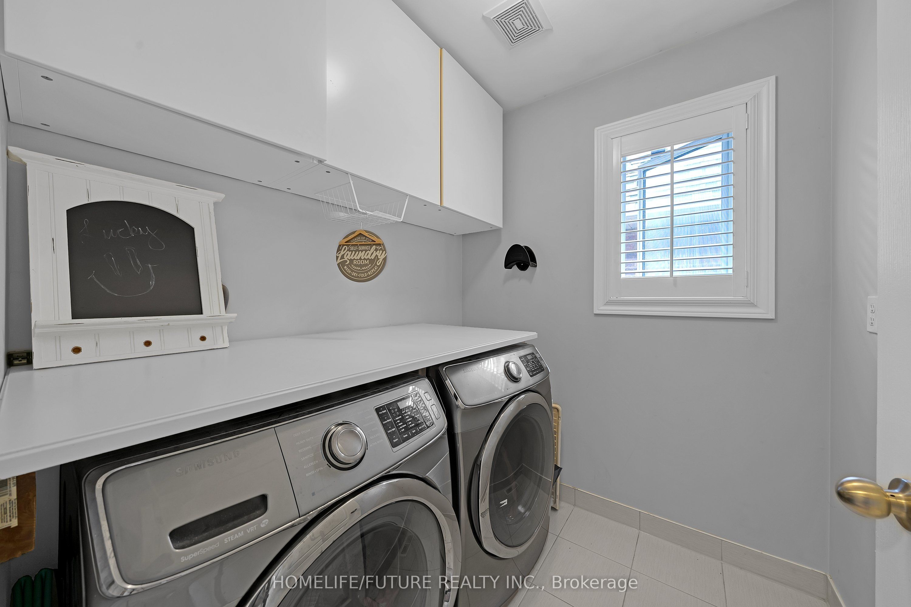 2600 Kentucky Derby Way Property Photo 43