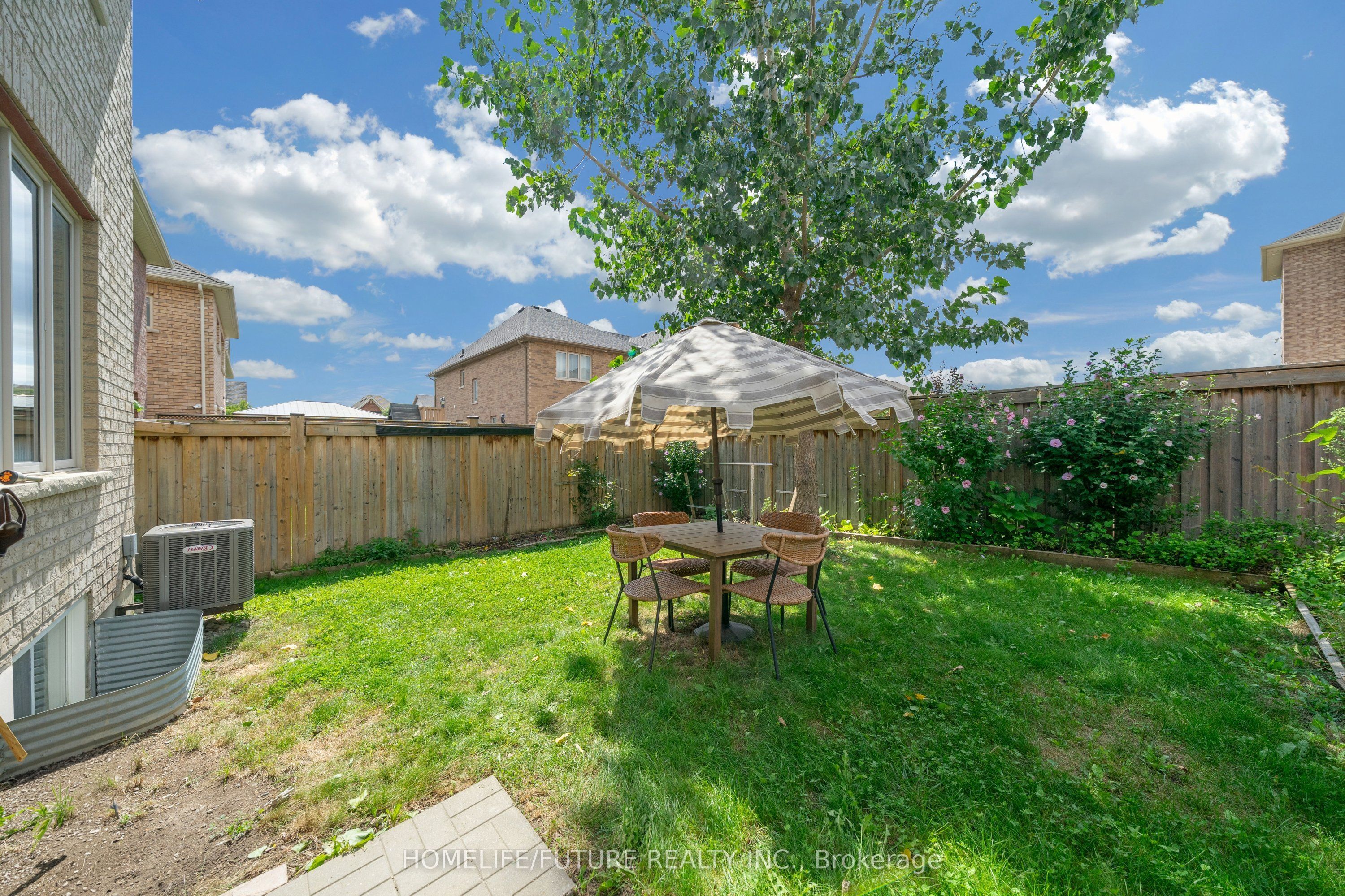 2600 Kentucky Derby Way Property Photo 46