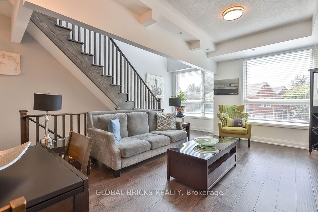 1870 Altona Road #38 Property Photo 5