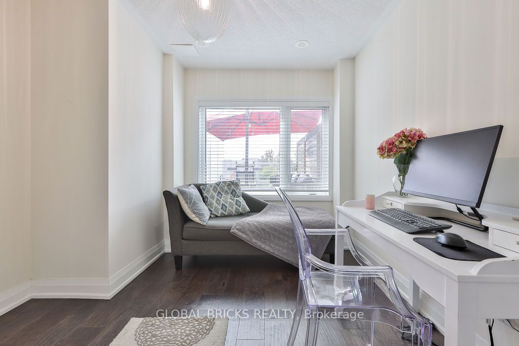 1870 Altona Road #38 Property Photo 8