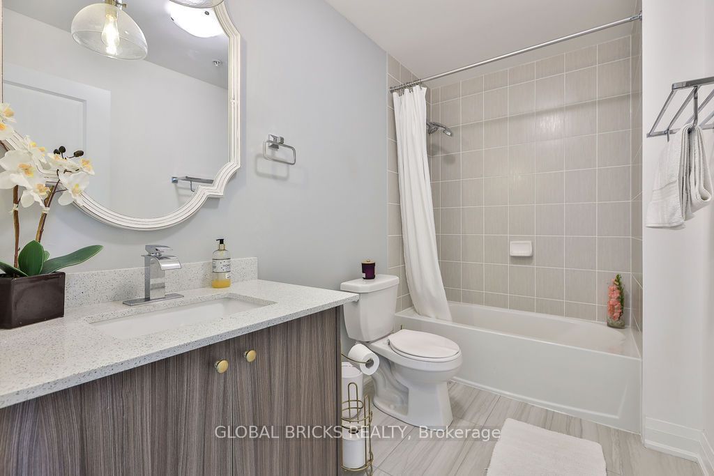 1870 Altona Road #38 Property Photo 9