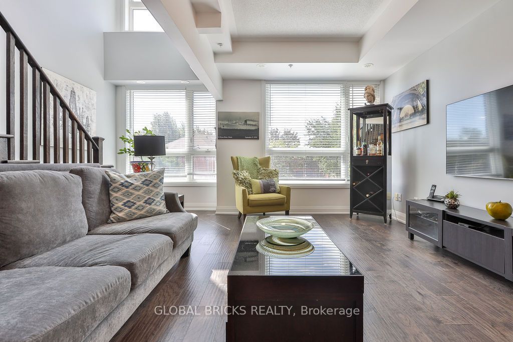 1870 Altona Road #38 Property Photo 25