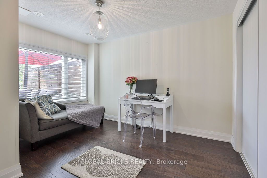 1870 Altona Road #38 Property Photo 31