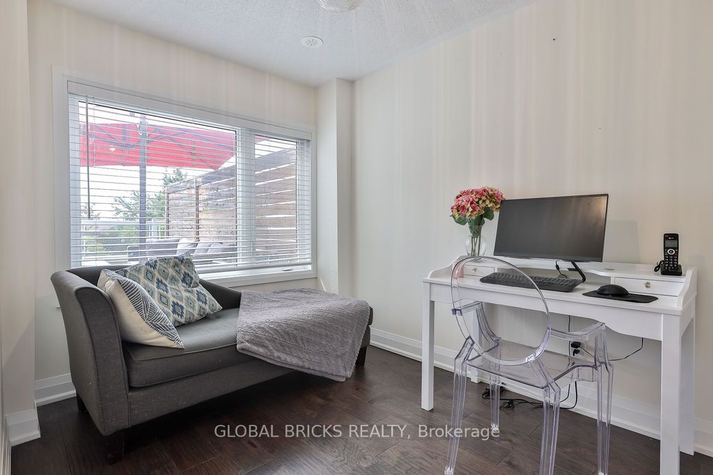 1870 Altona Road #38 Property Photo 32