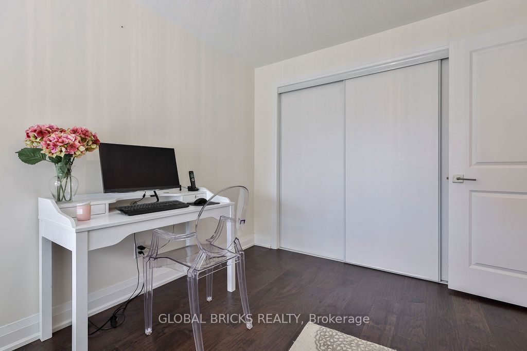 1870 Altona Road #38 Property Photo 34