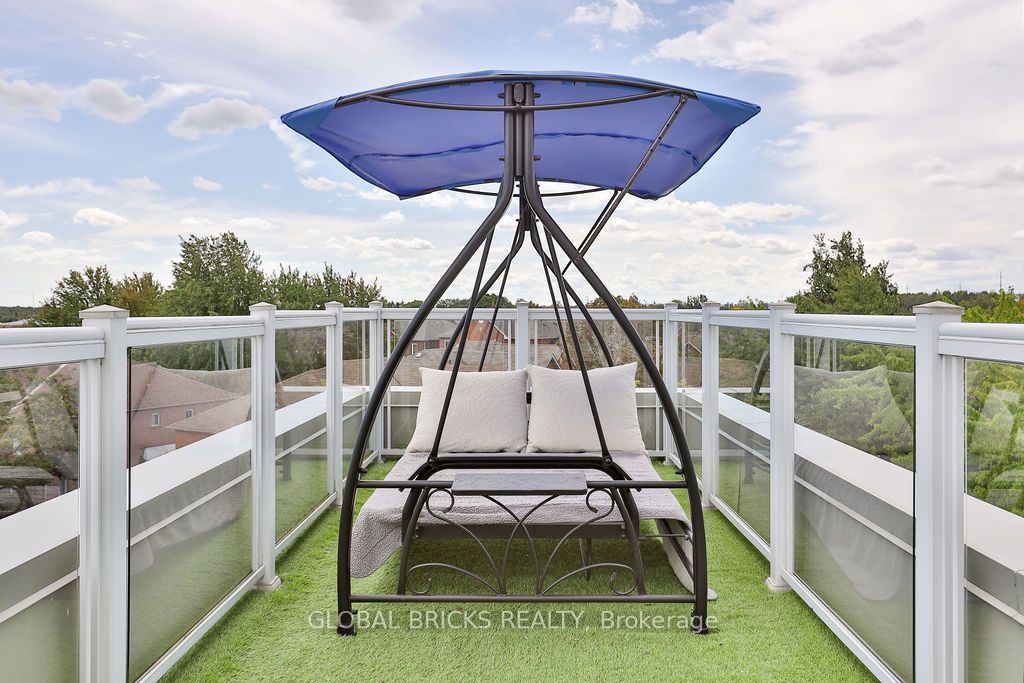 1870 Altona Road #38 Property Photo 49