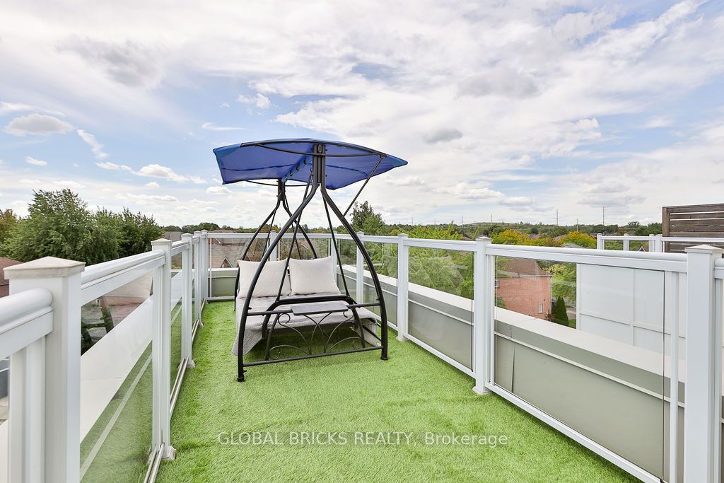 1870 Altona Road #38 Property Photo 50