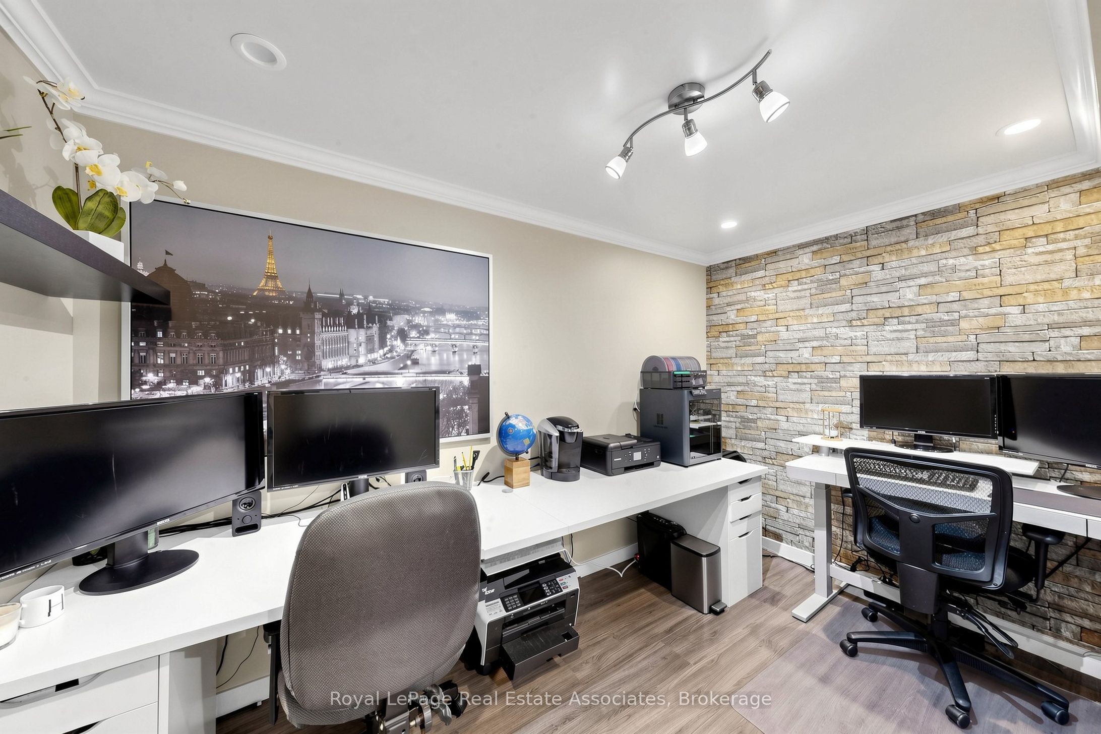 2 Primeau Avenue Property Photo 39