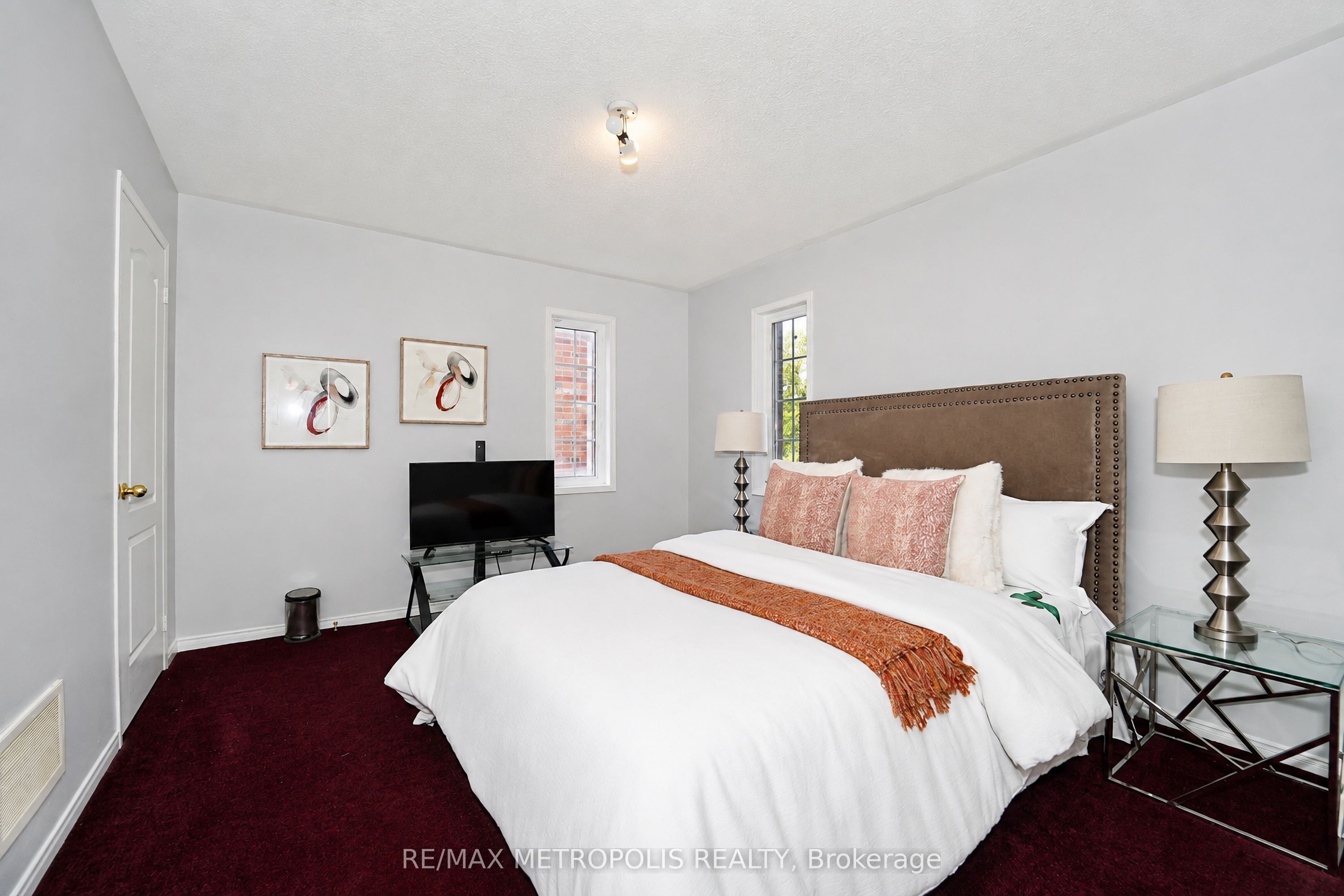 58 Dunwell Crescent Property Photo 11