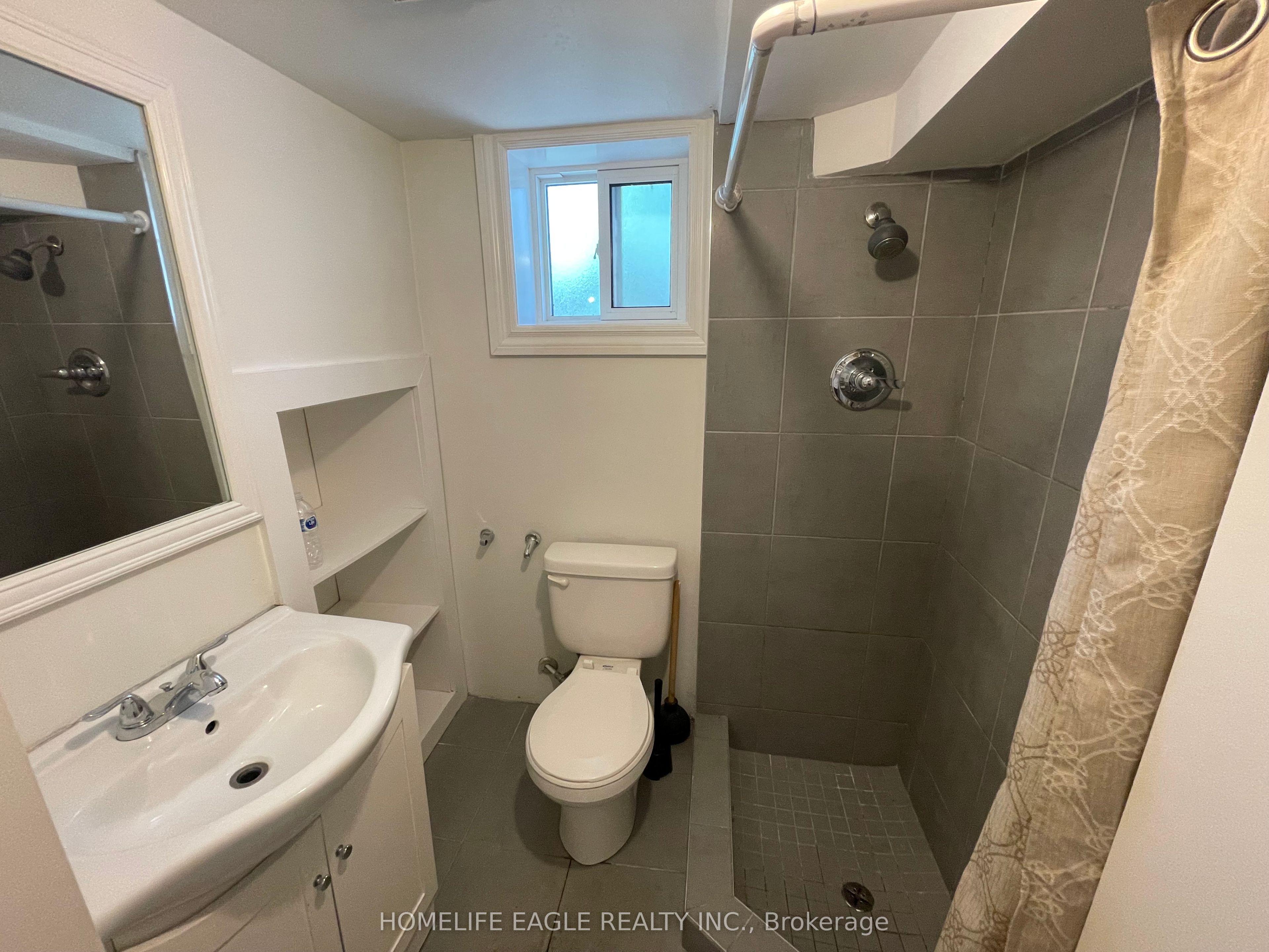 1277 Broadview Avenue Lower Level Property Photo 6