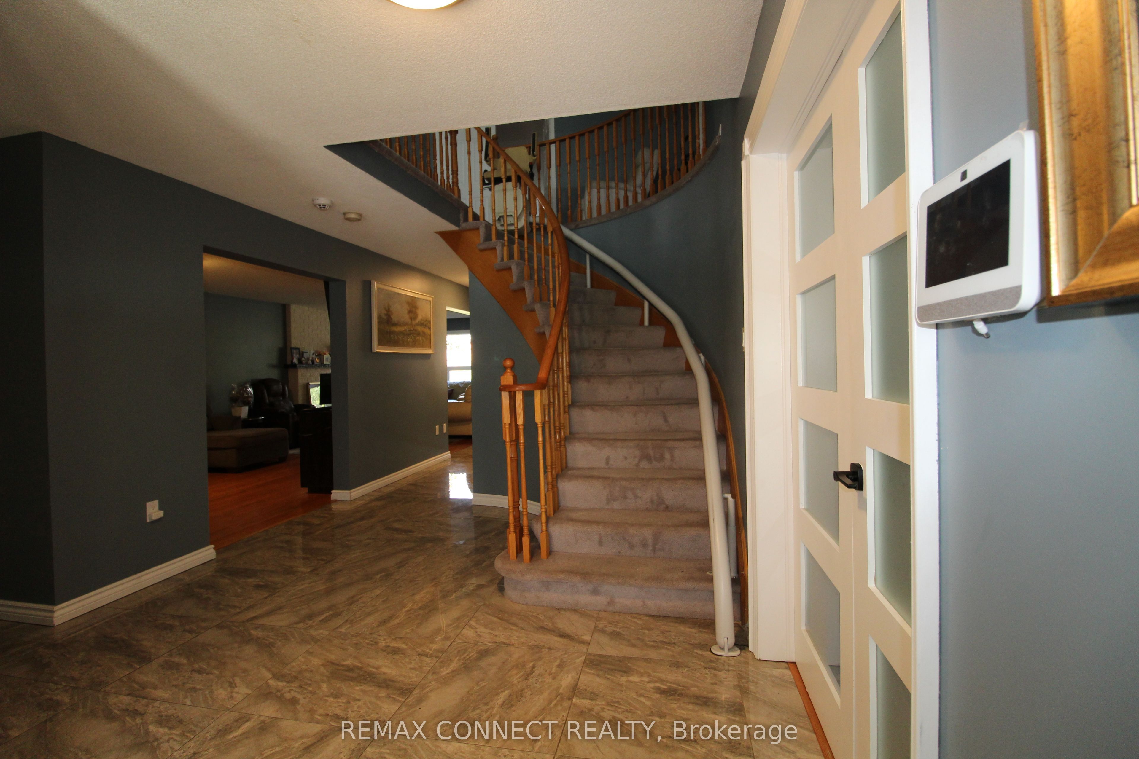 80 Kennett Drive Property Photo 4