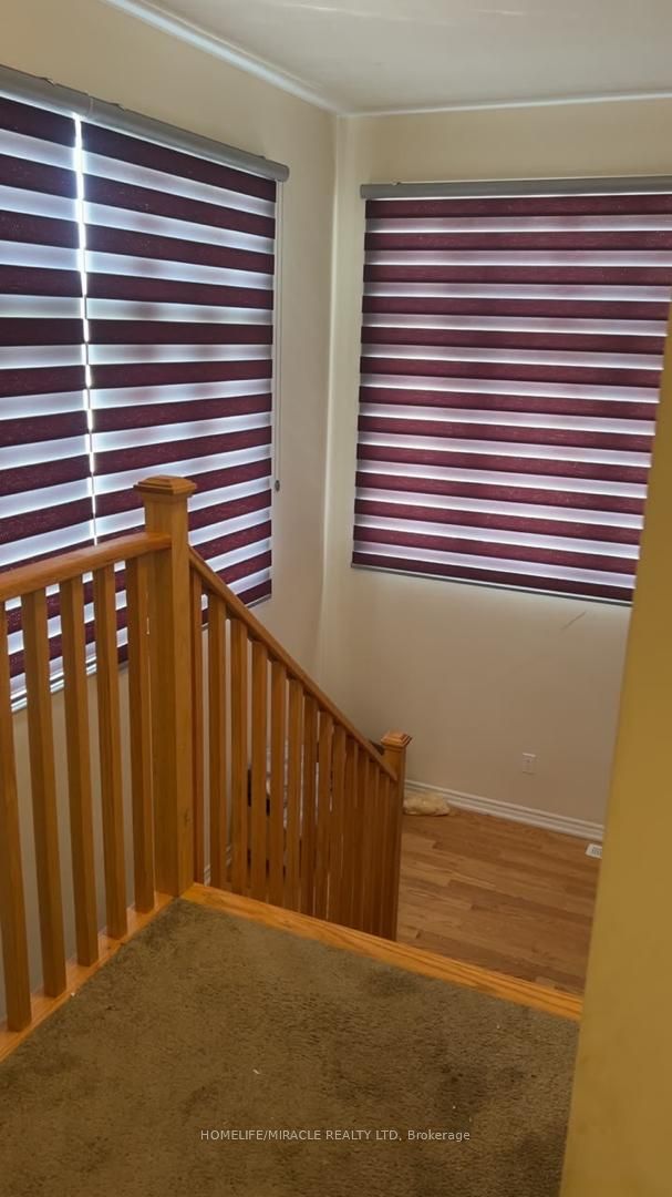 771 Chinook Path Property Photo 5